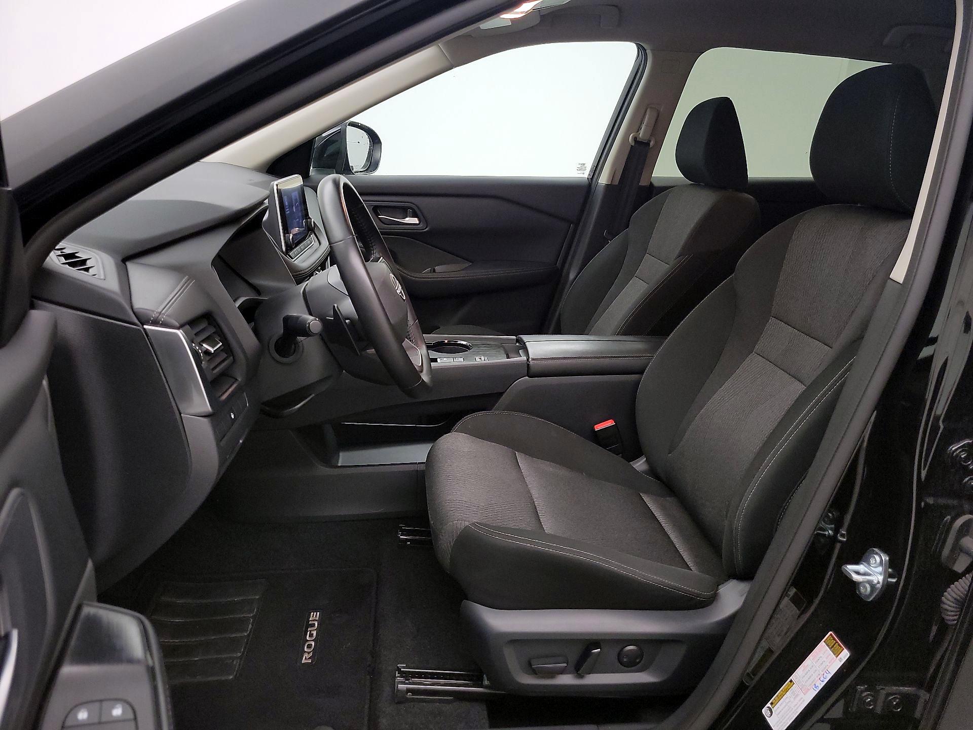 Thumbnail: 2025 Nissan Rogue - 11