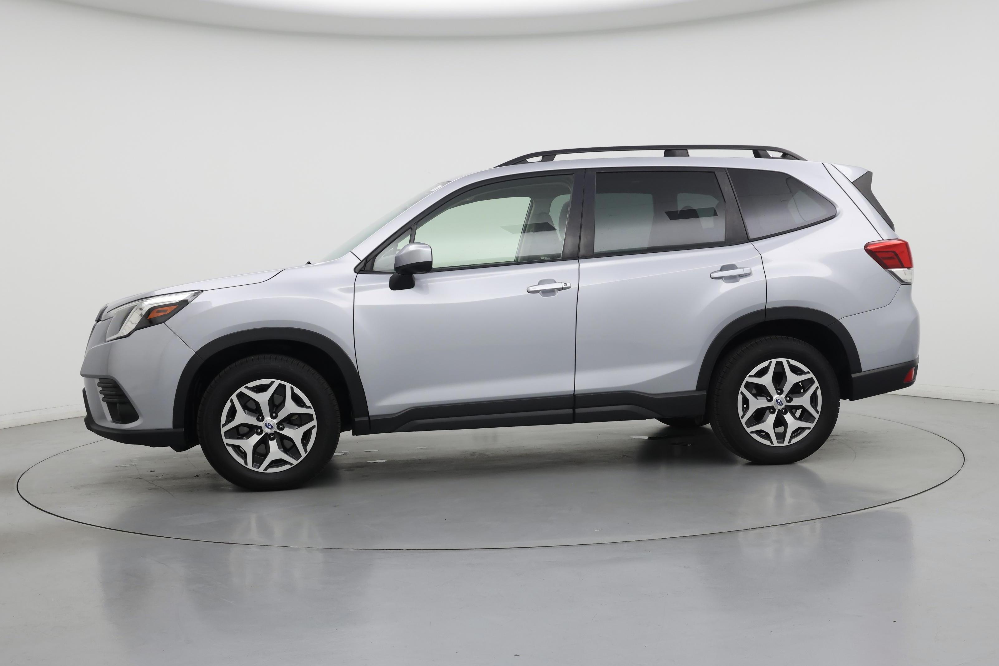 Thumbnail: 2023 Subaru Forester - 3