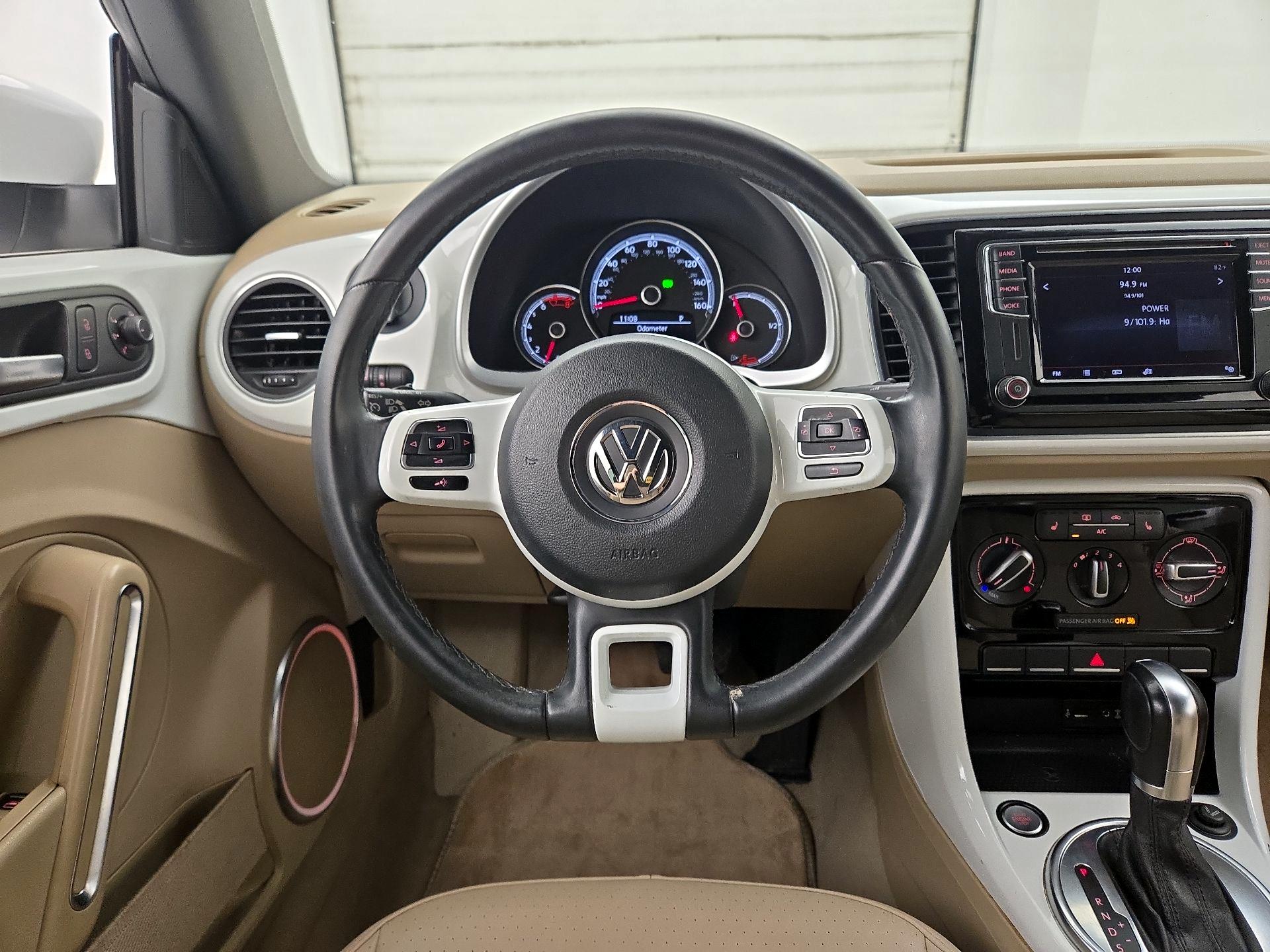 Thumbnail: 2017 Volkswagen Beetle - 10