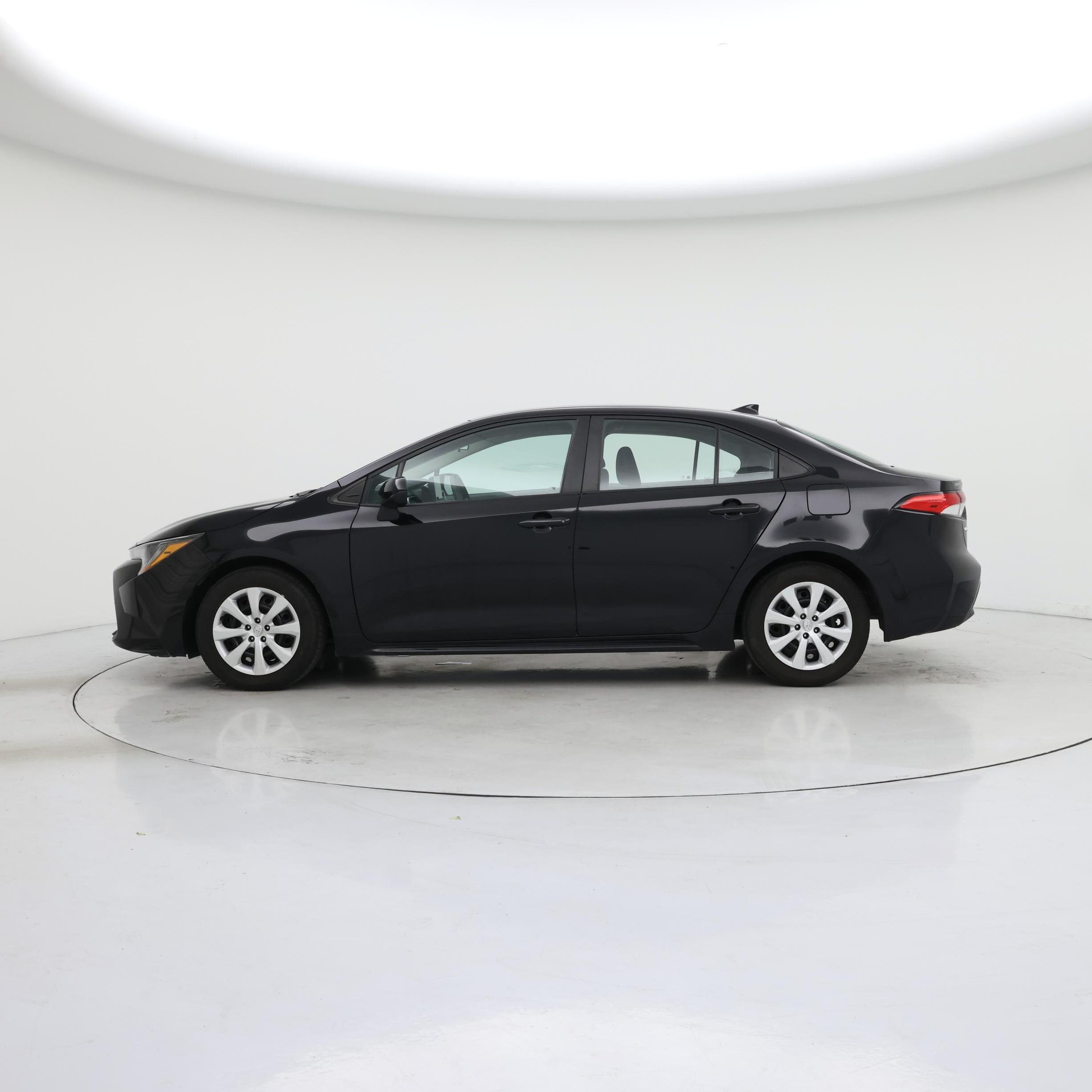 Thumbnail: 2024 Toyota Corolla - 3