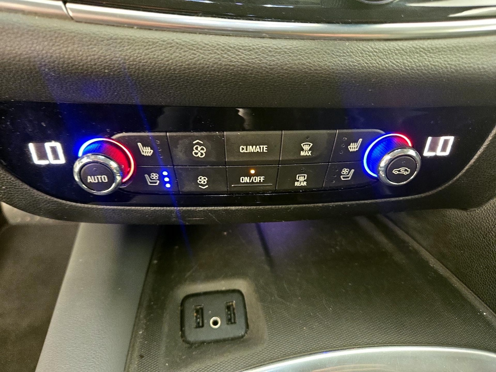 2019 Buick Enclave Premium - Photo 18
