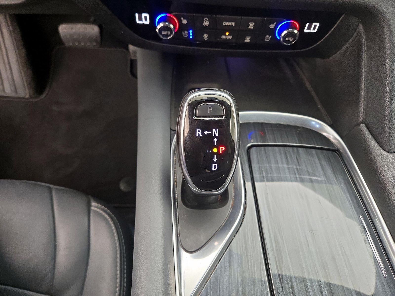 2019 Buick Enclave Premium - Photo 19