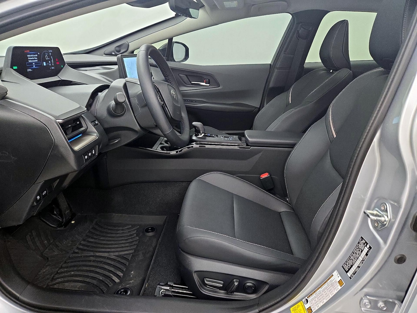 2026 Toyota Prius Limited - Photo 12