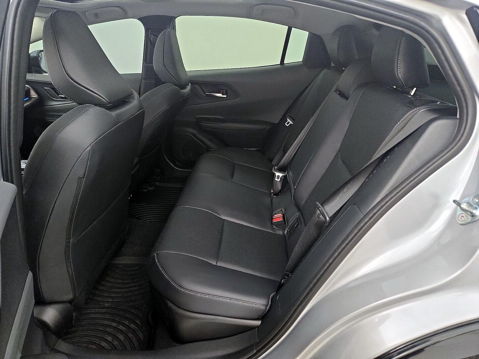 2026 Toyota Prius Limited - Photo 22