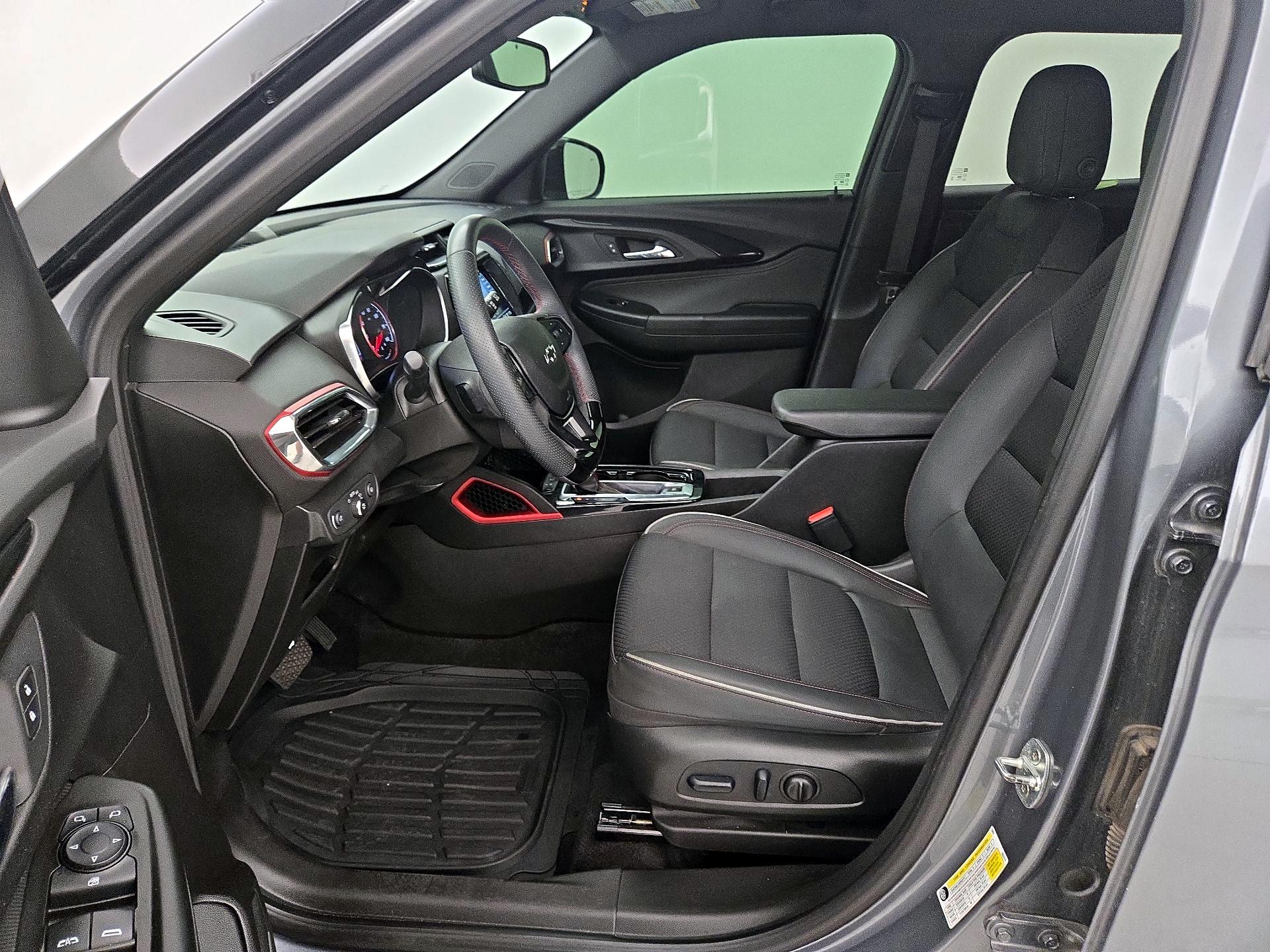 Thumbnail: 2021 Chevrolet TrailBlazer - 11