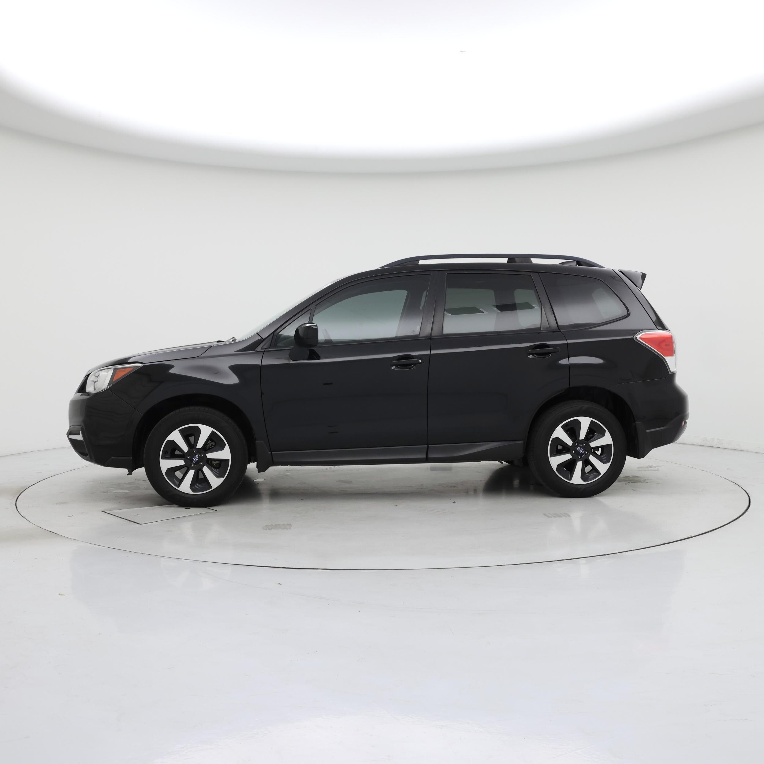 Thumbnail: 2018 Subaru Forester - 3