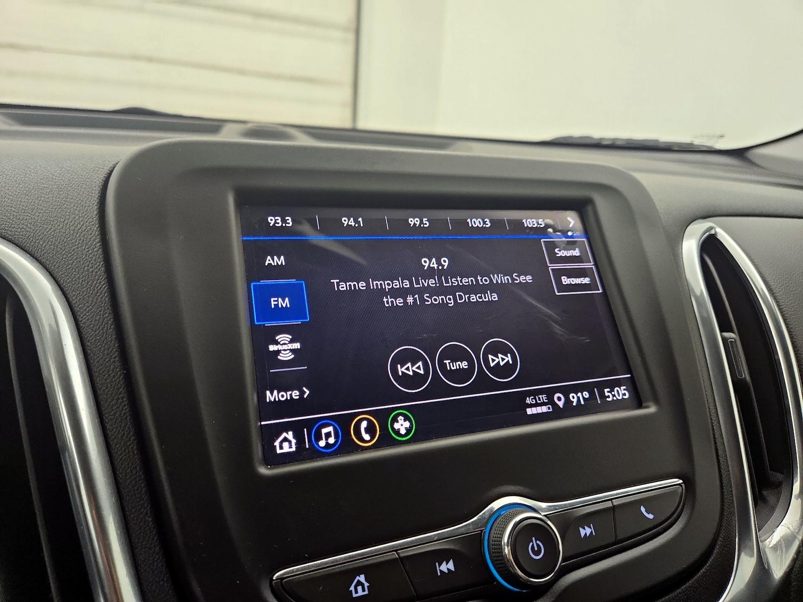 2022 Chevrolet Equinox LT - Photo 16