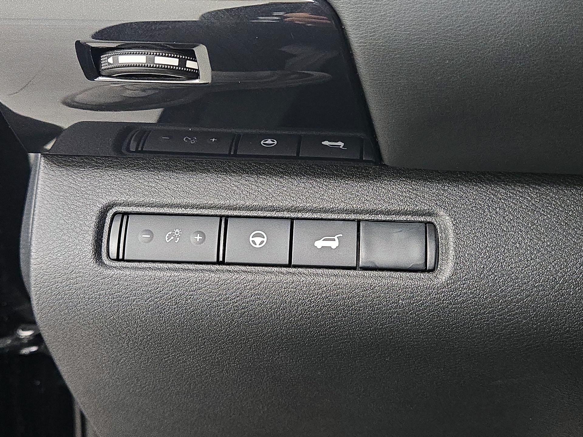 Thumbnail: 2025 Nissan Pathfinder - 13