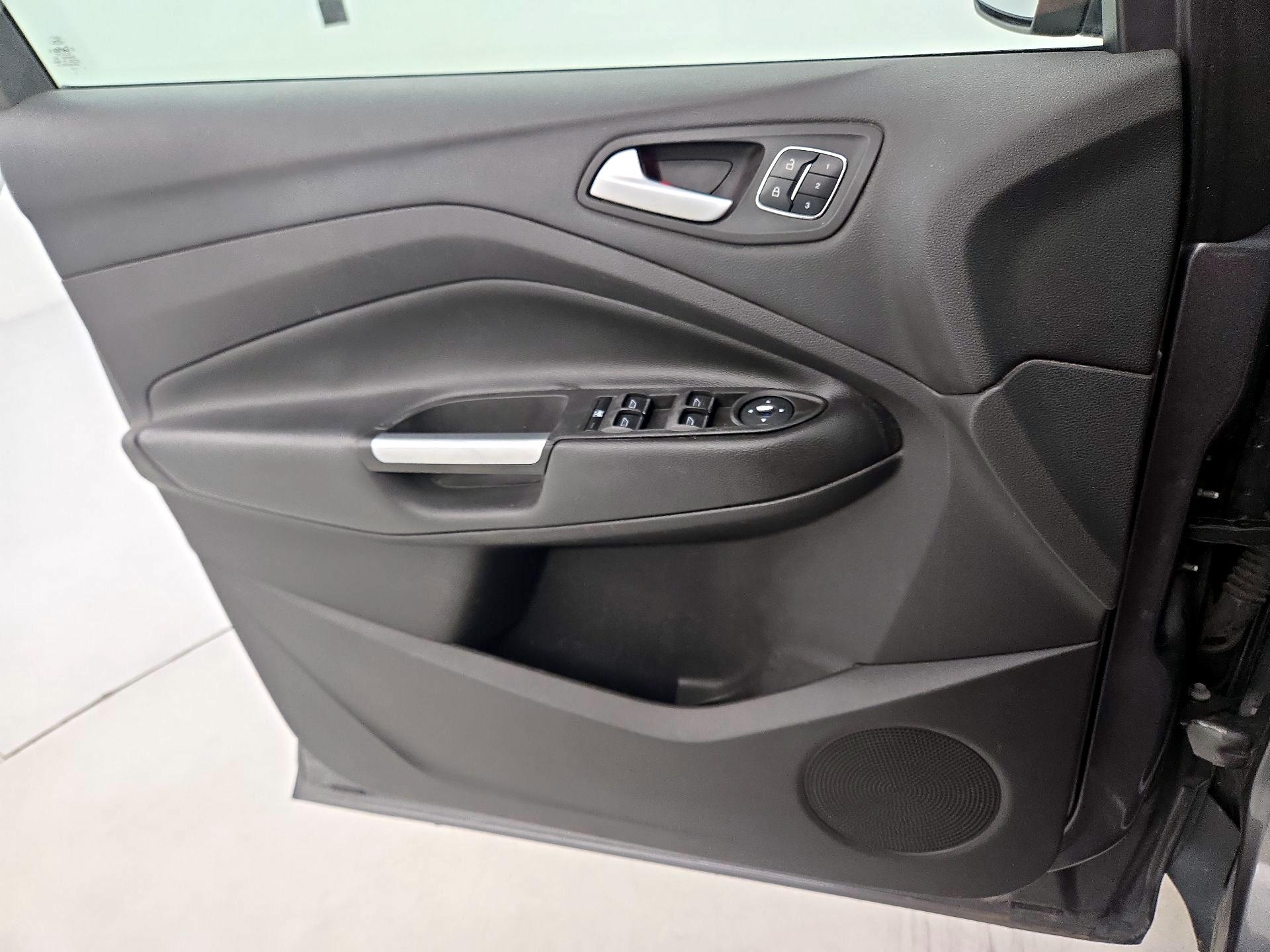 Thumbnail: 2014 Ford Escape - 12