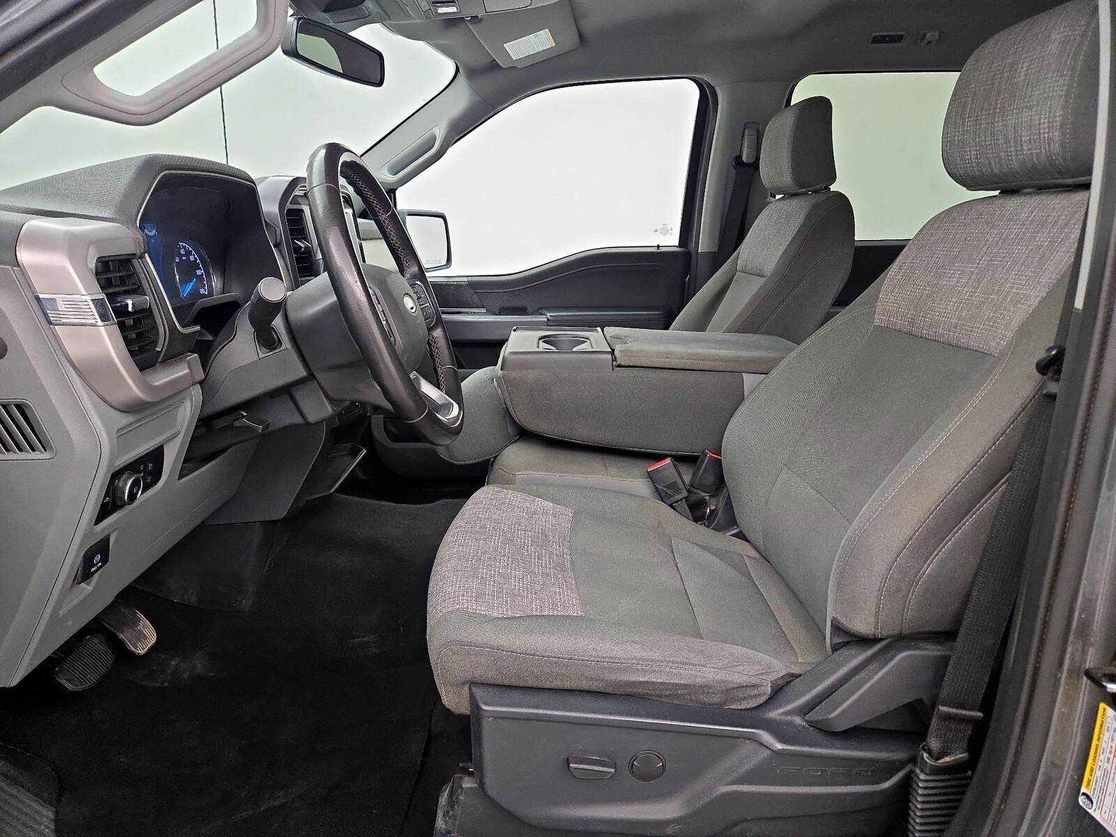 Power Seat(s) & Side Airbags