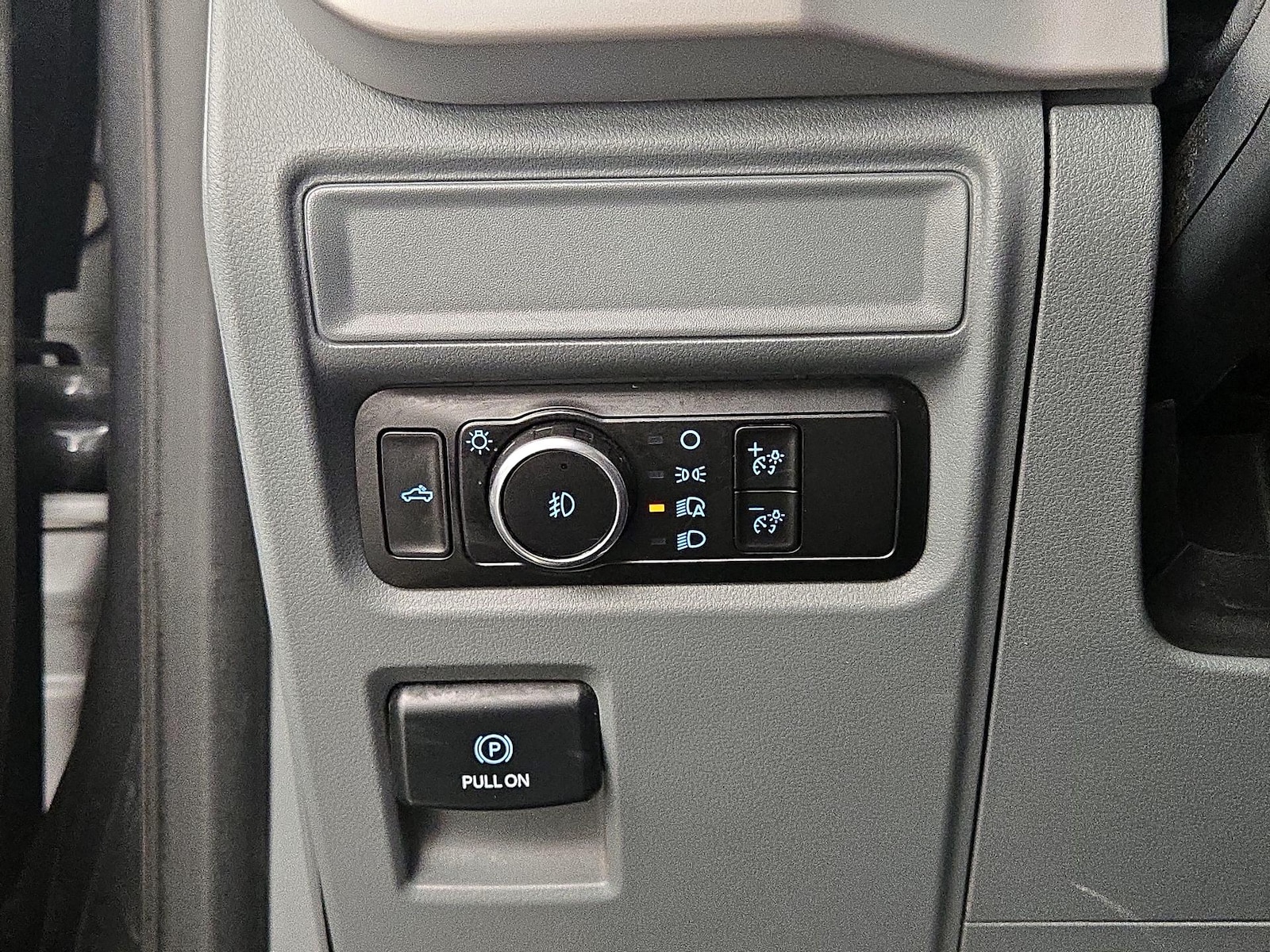 2023 Ford F-150 XLT - Photo 14