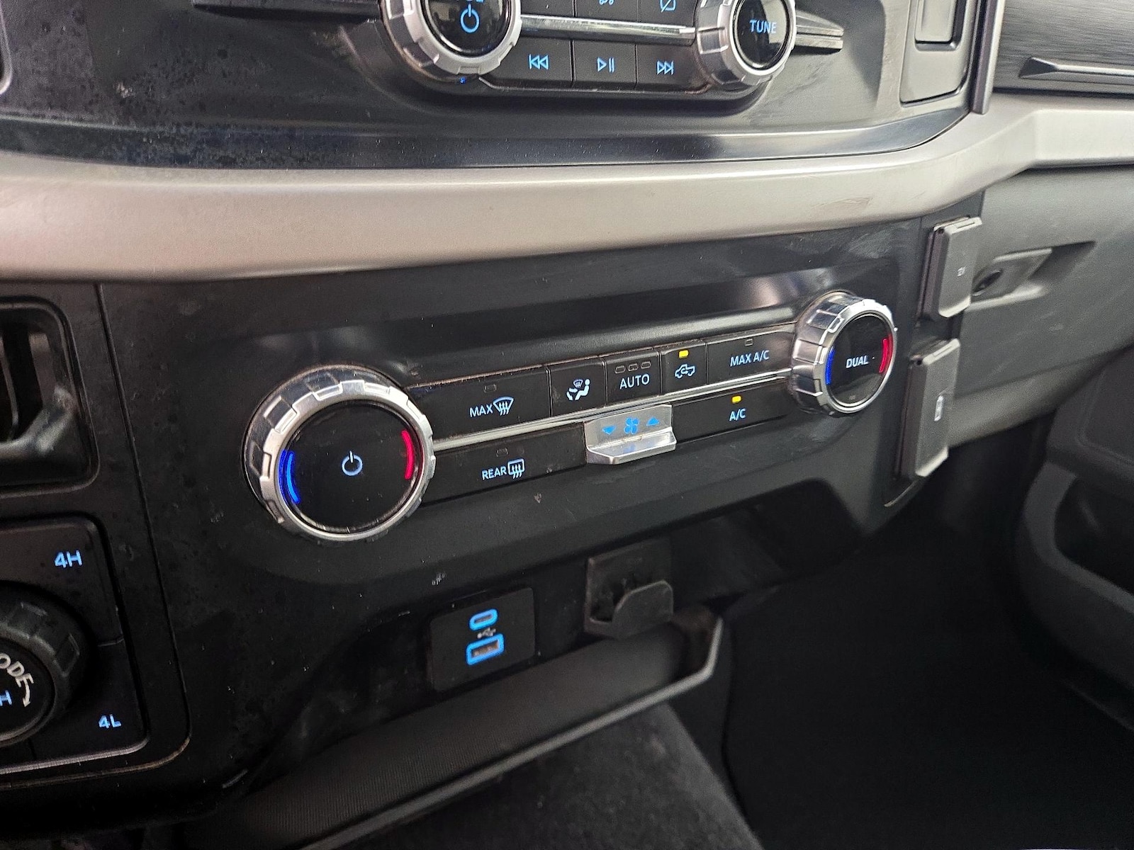 2023 Ford F-150 XLT - Photo 18