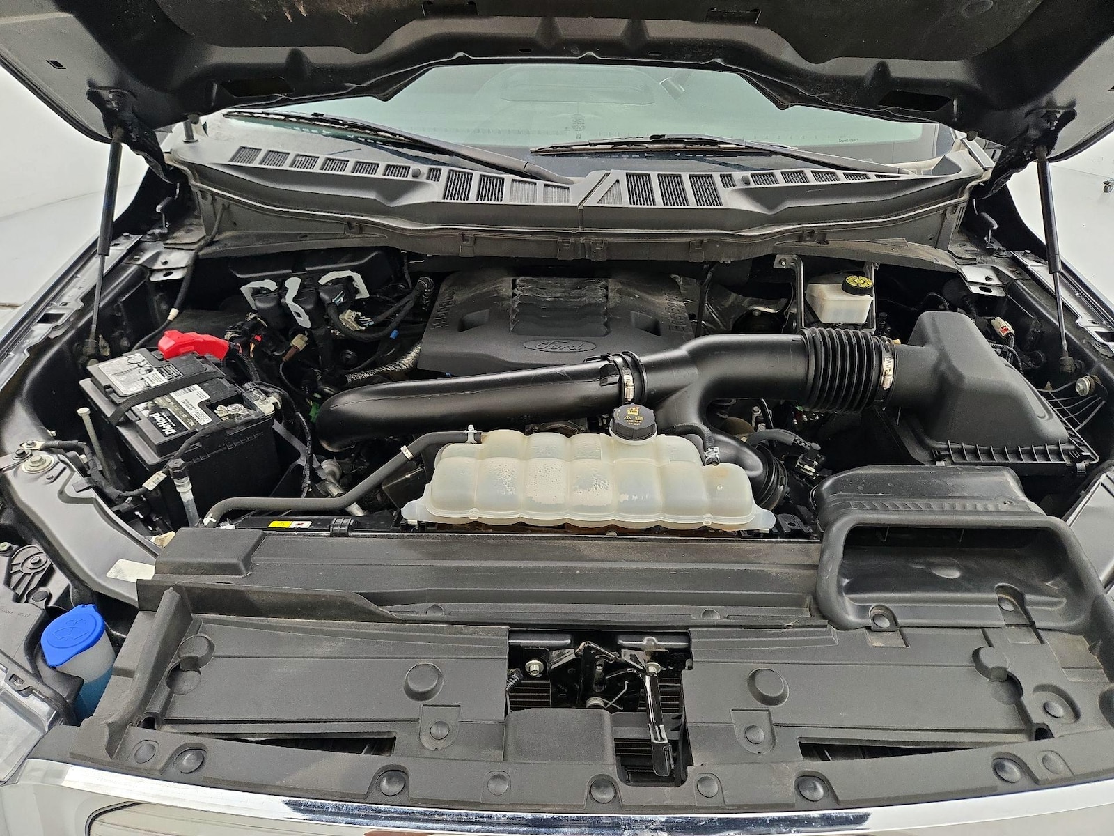 2023 Ford F-150 XLT - Photo 23