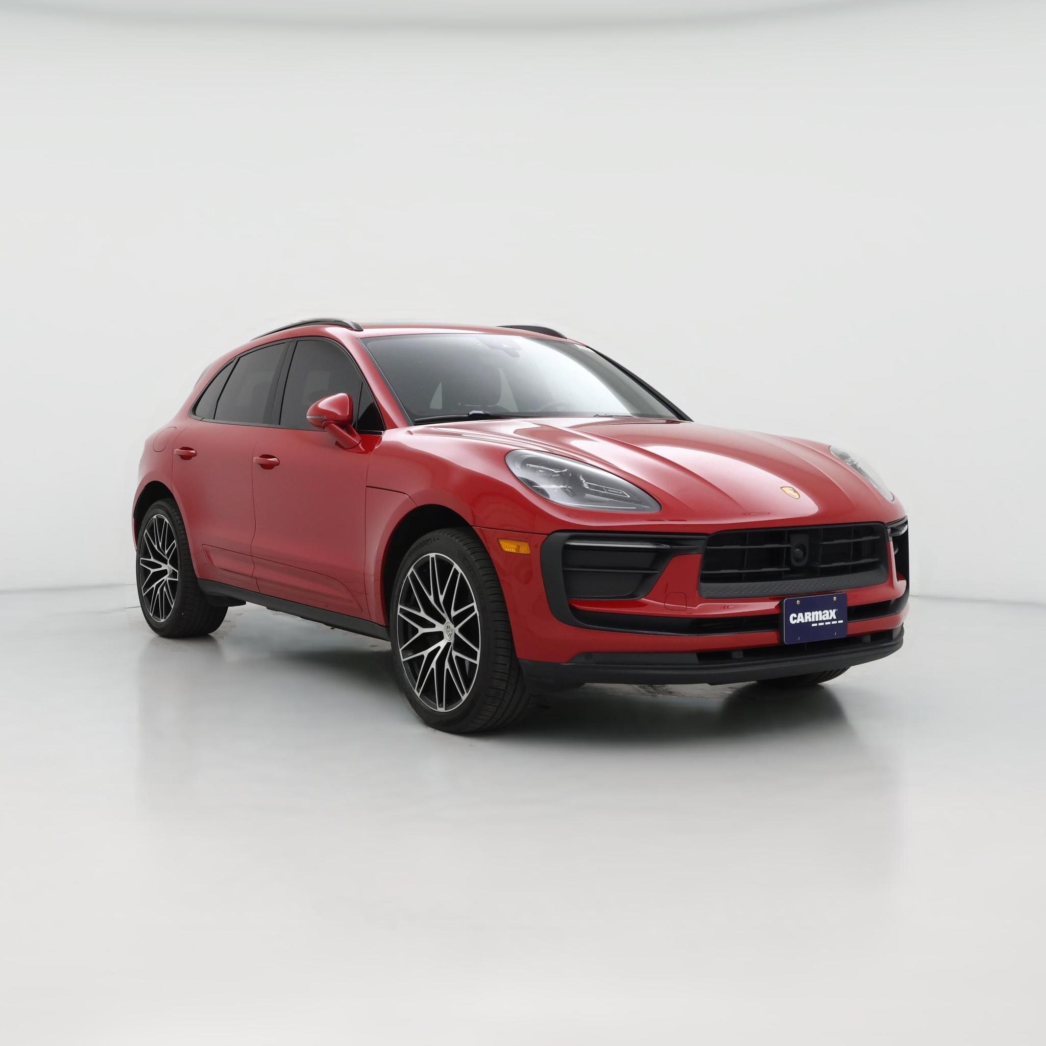 Thumbnail: 2023 Porsche Macan - 1