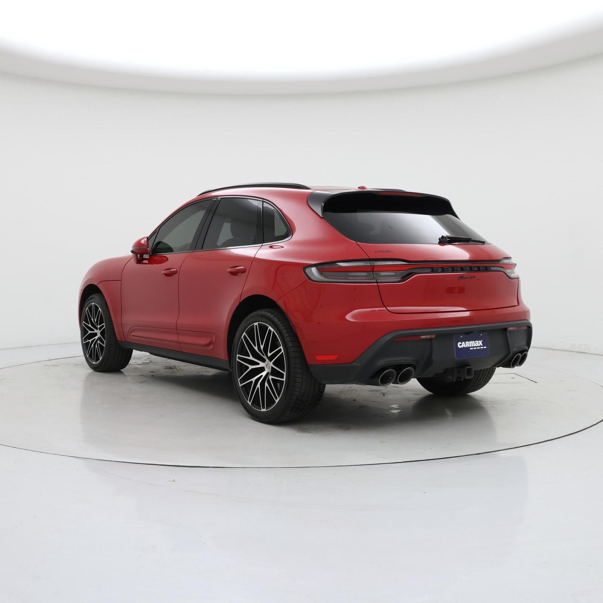 Thumbnail: 2023 Porsche Macan - 2
