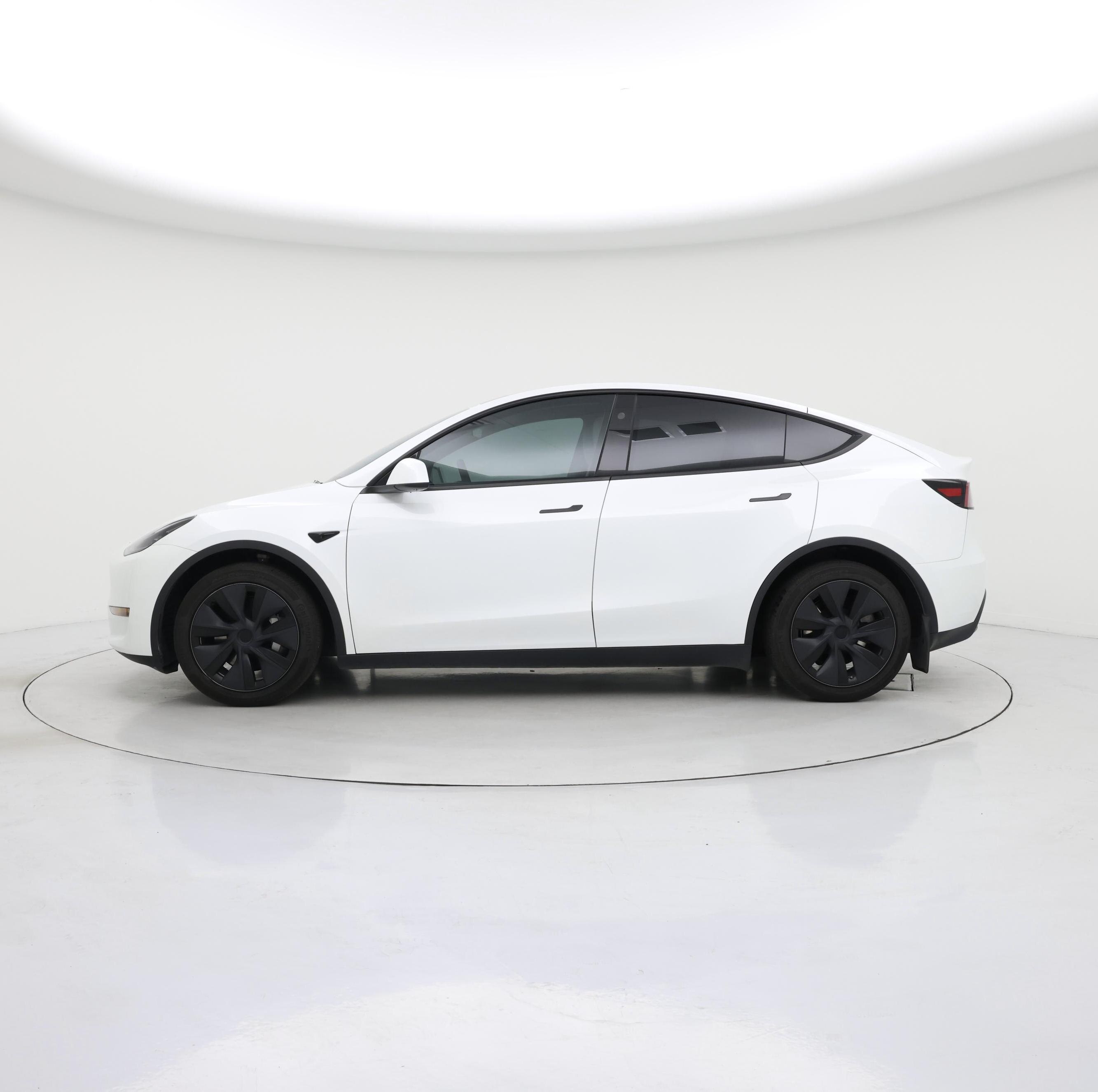 Thumbnail: 2024 Tesla Model Y - 3