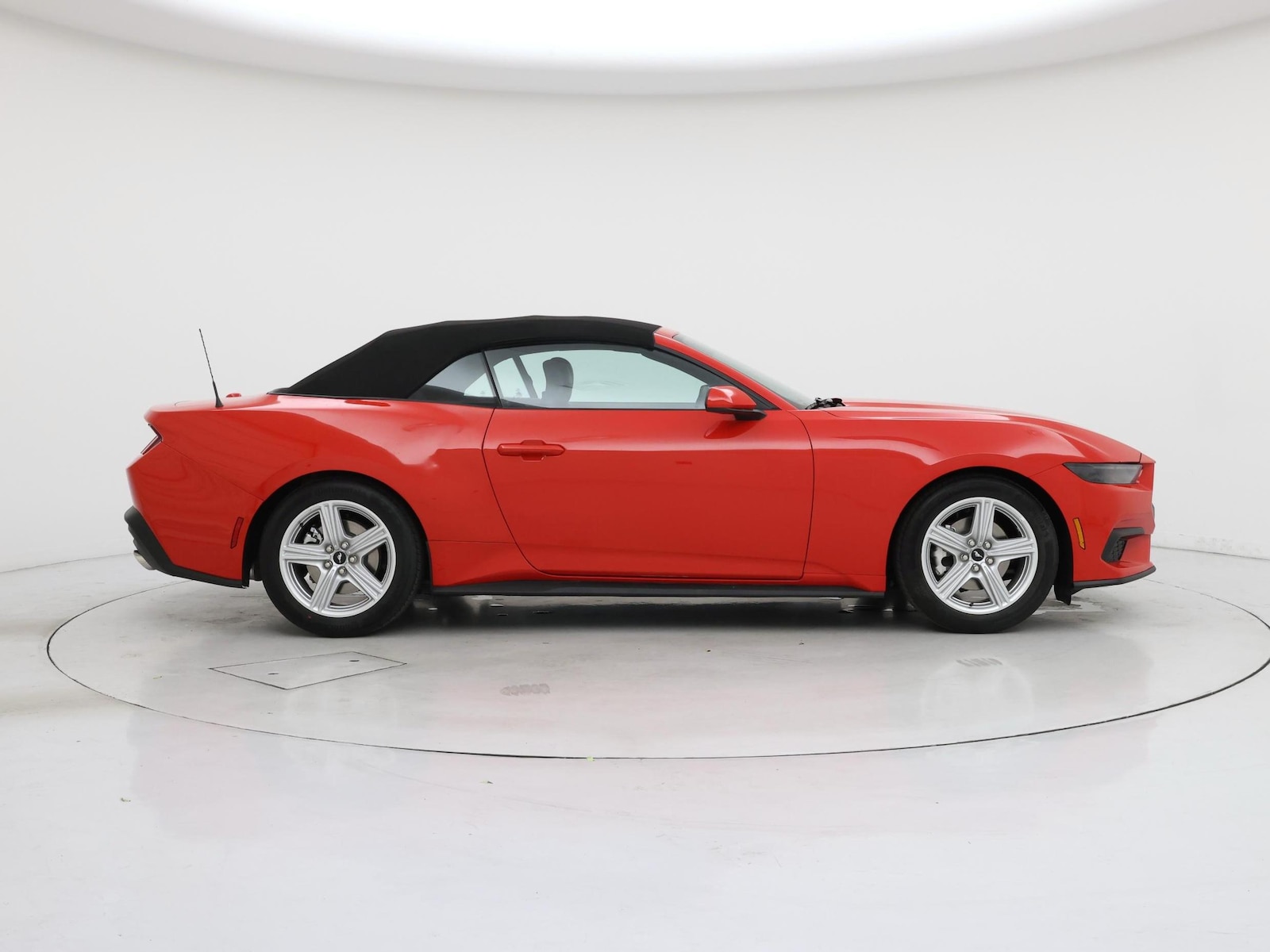 2026 Ford Mustang EcoBoost Premium - Photo 8