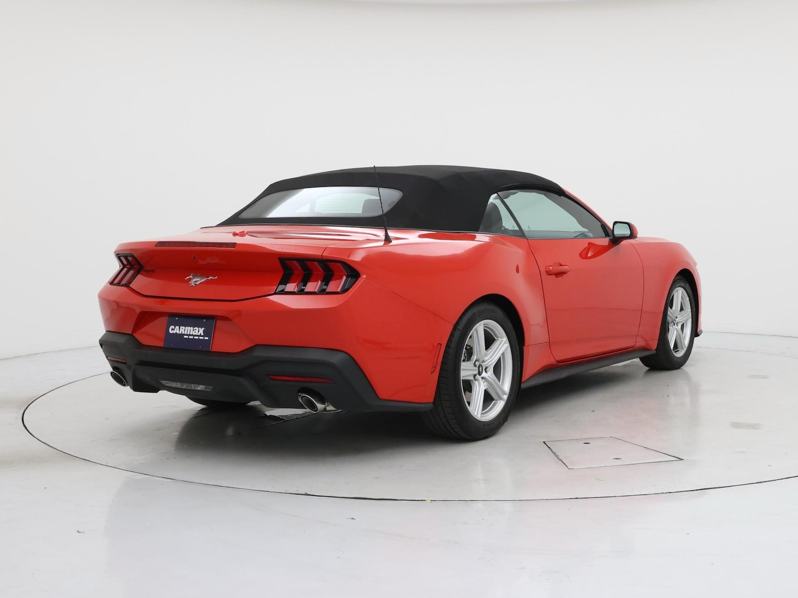 2026 Ford Mustang EcoBoost Premium - Photo 9