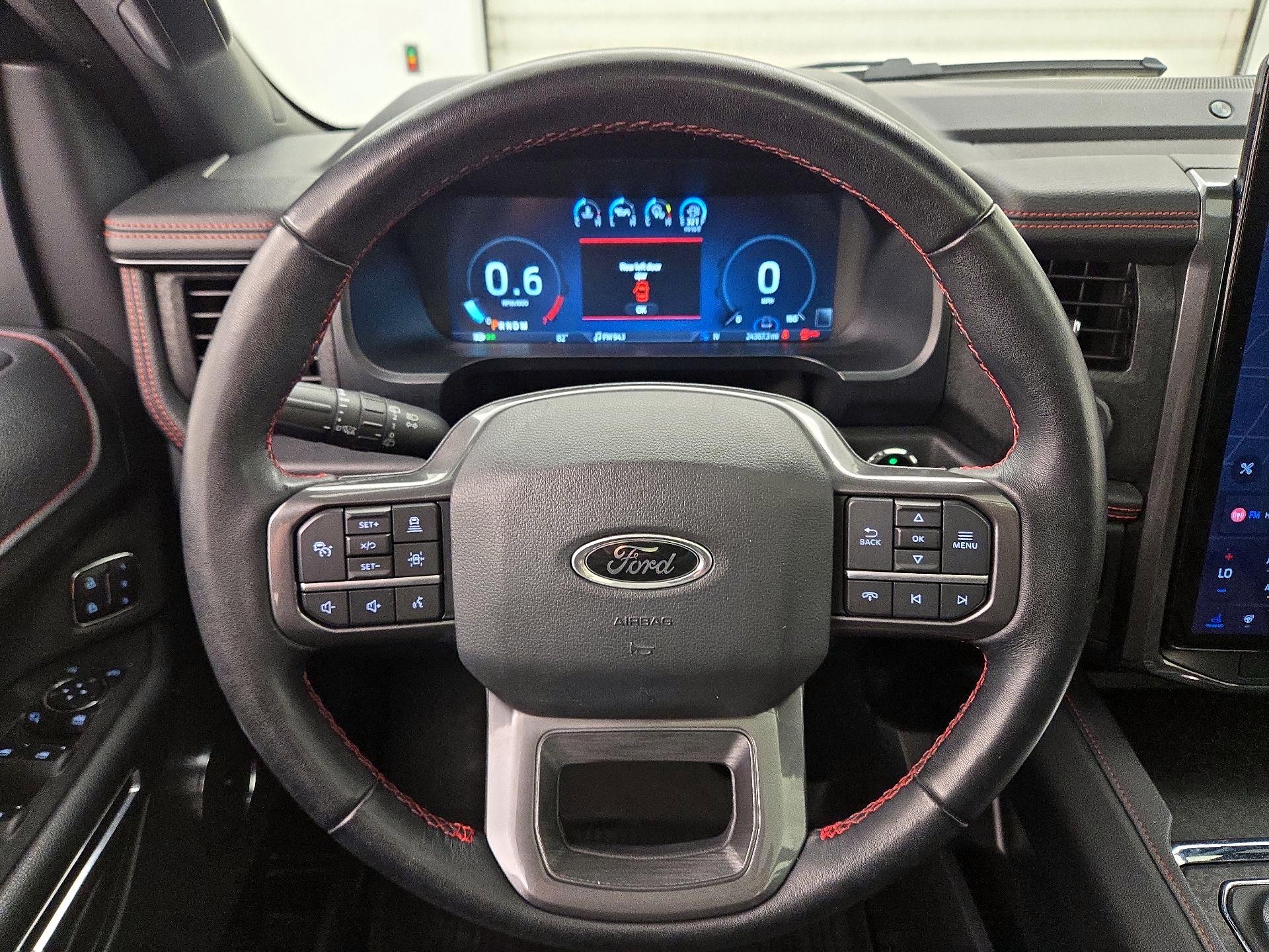 Thumbnail: 2023 Ford Expedition - 10