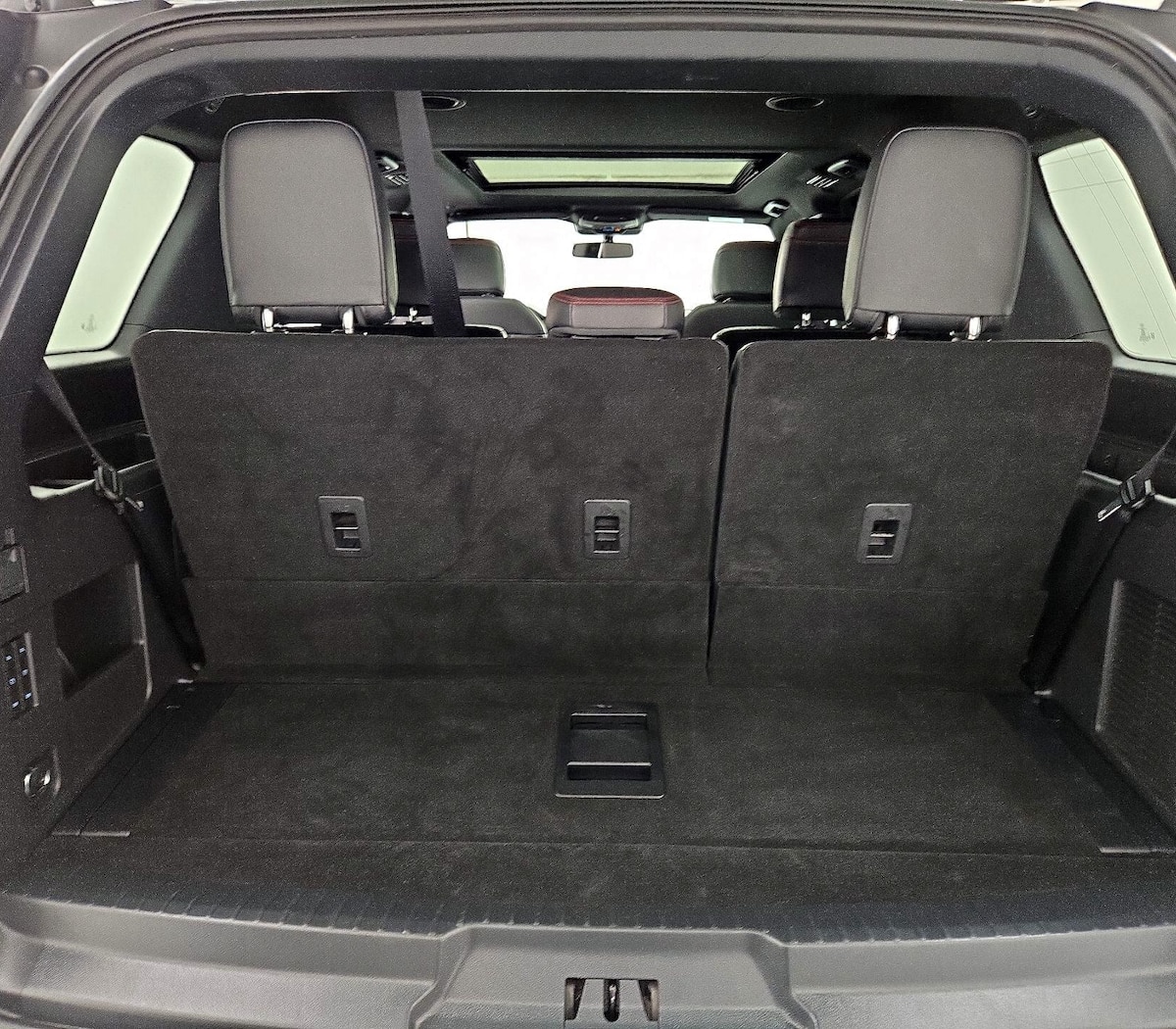 Trunk/Cargo (Seats Up)