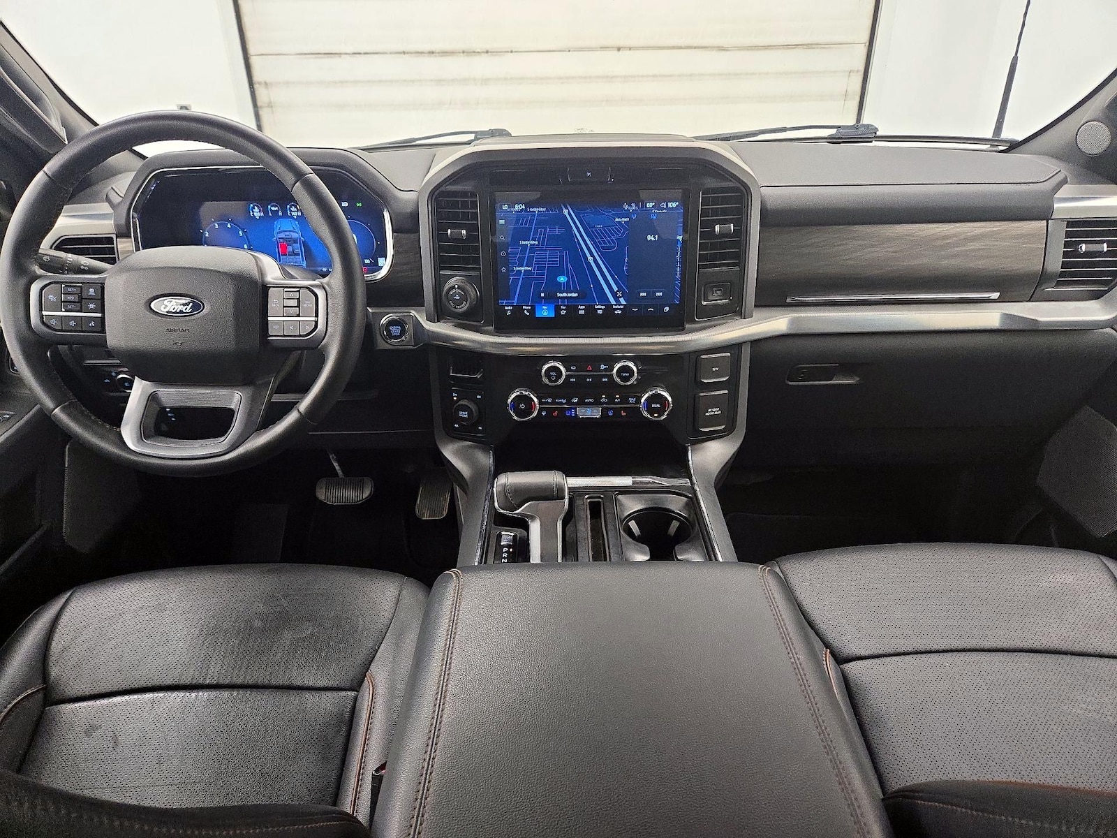 2025 Ford F-150 Lariat - Photo 10