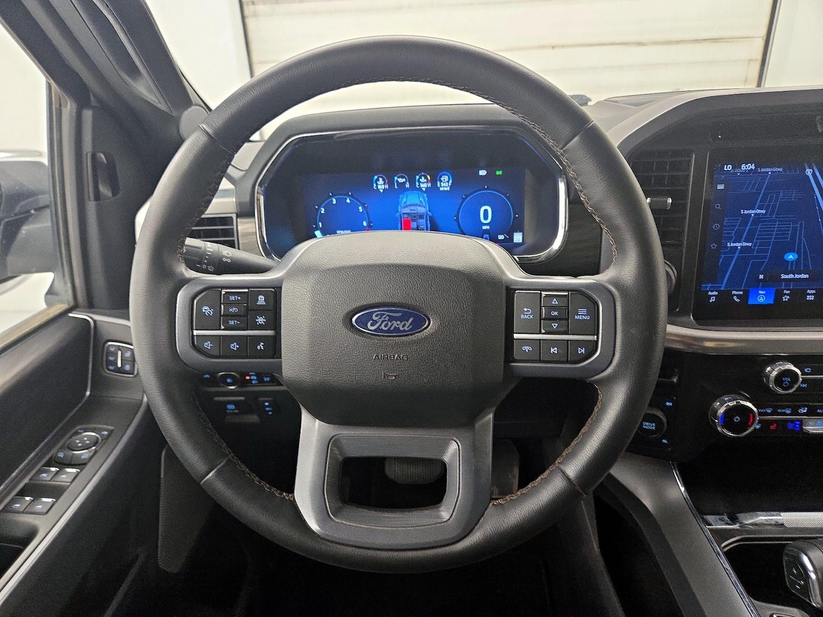 2025 Ford F-150 Lariat - Photo 11