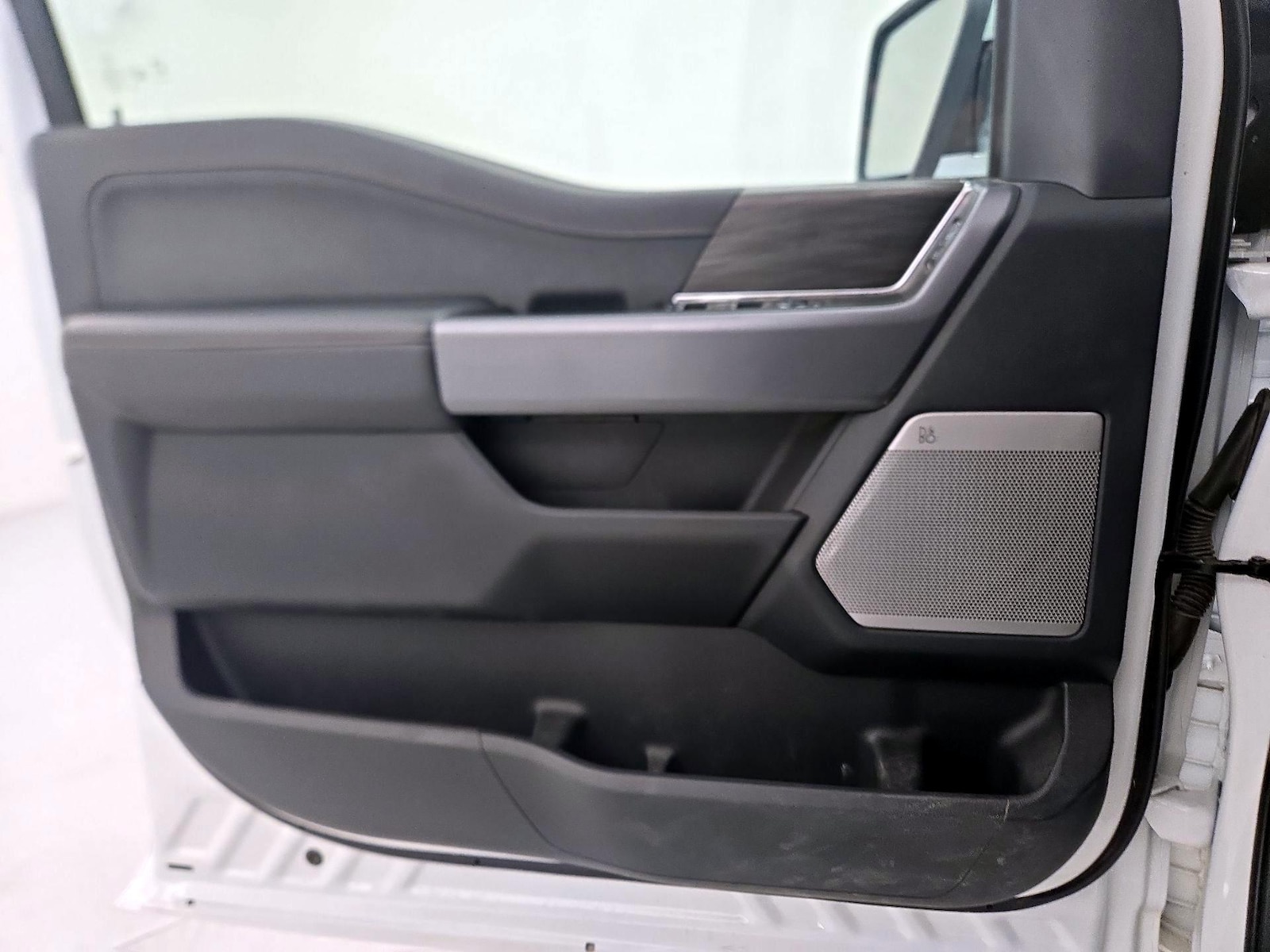 2025 Ford F-150 Lariat - Photo 13