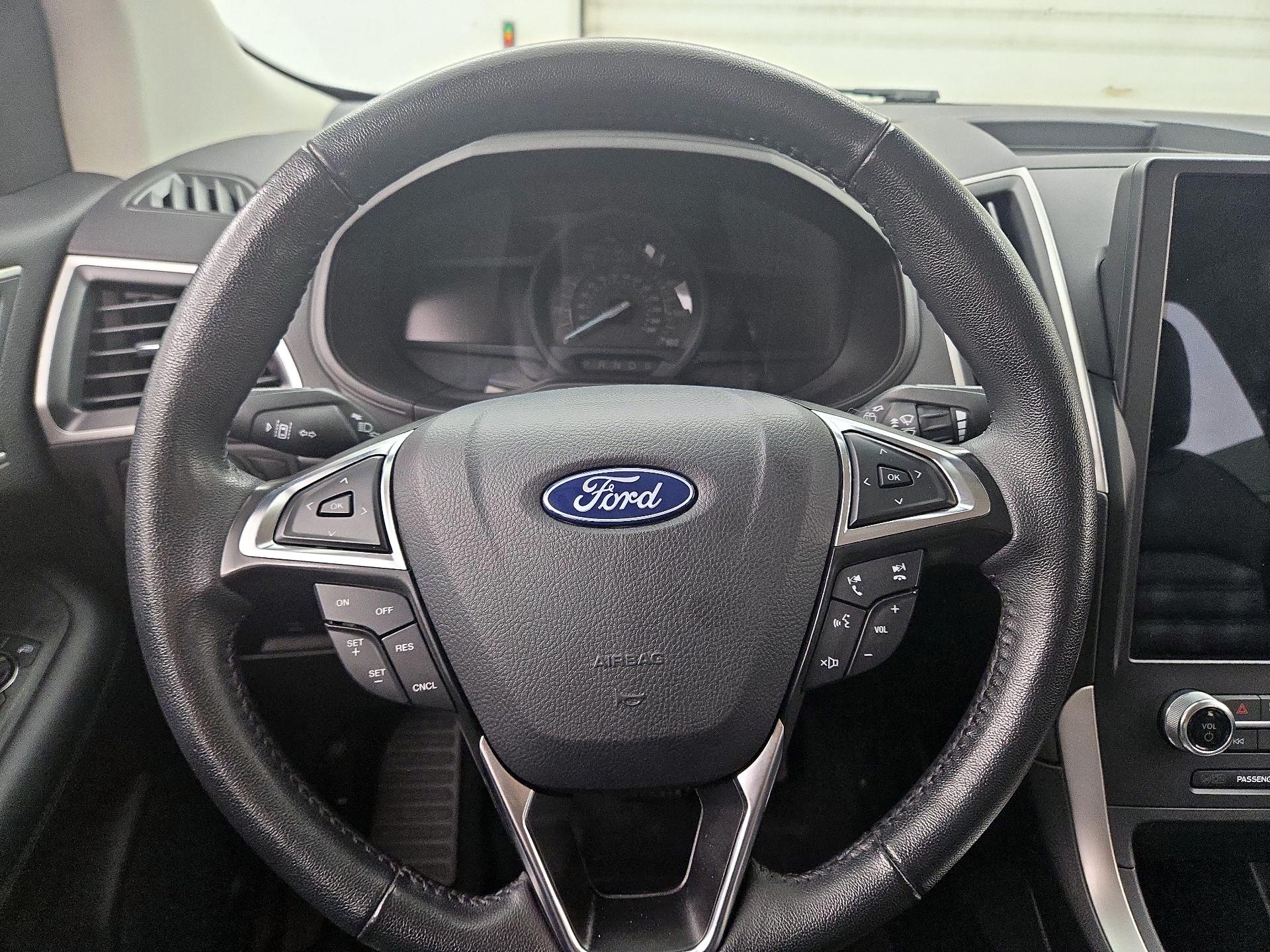 Thumbnail: 2024 Ford Edge - 10