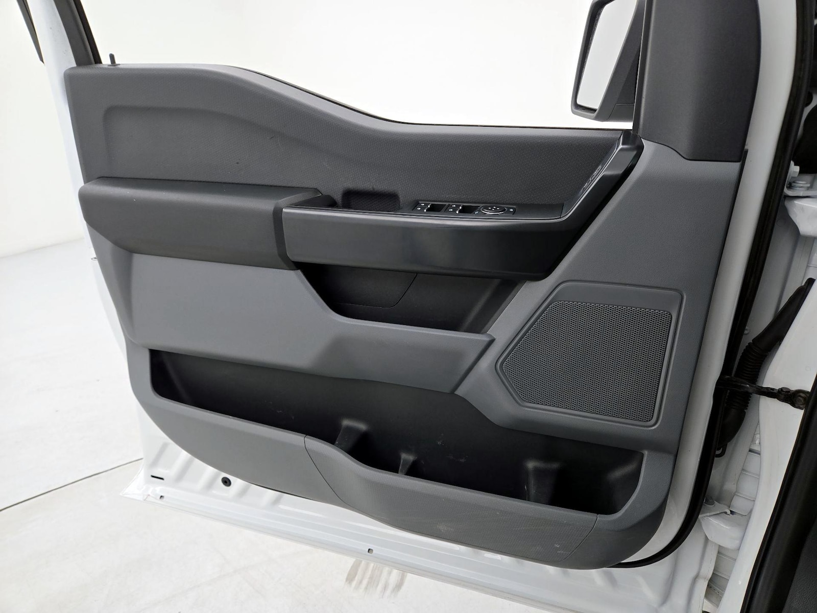 2024 Ford F-150 XL - Photo 13