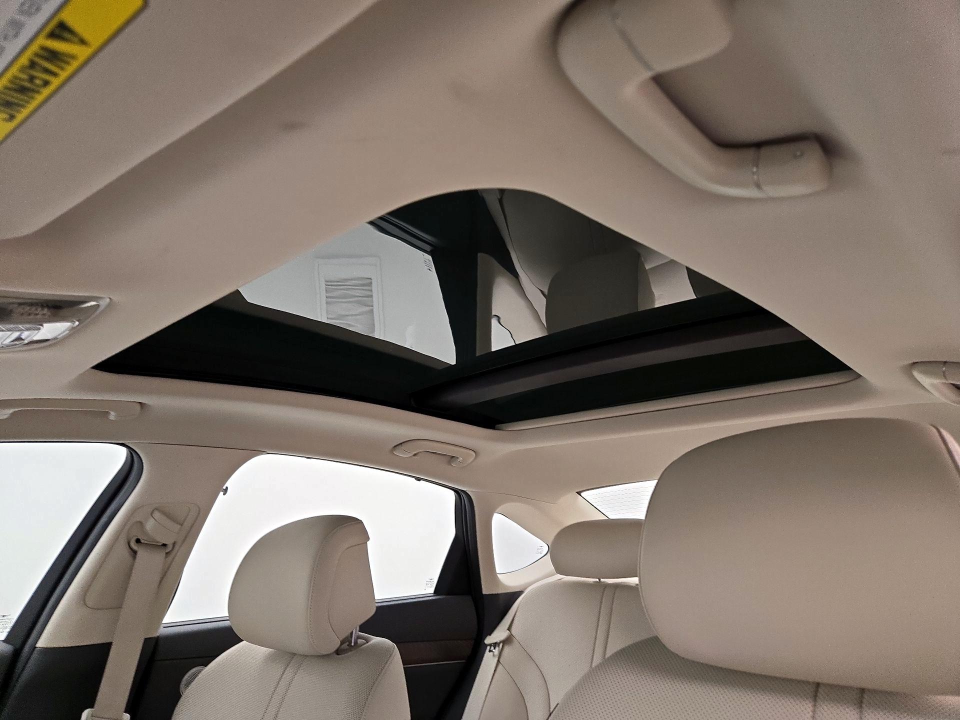 Thumbnail: 2022 Genesis G80 - 20