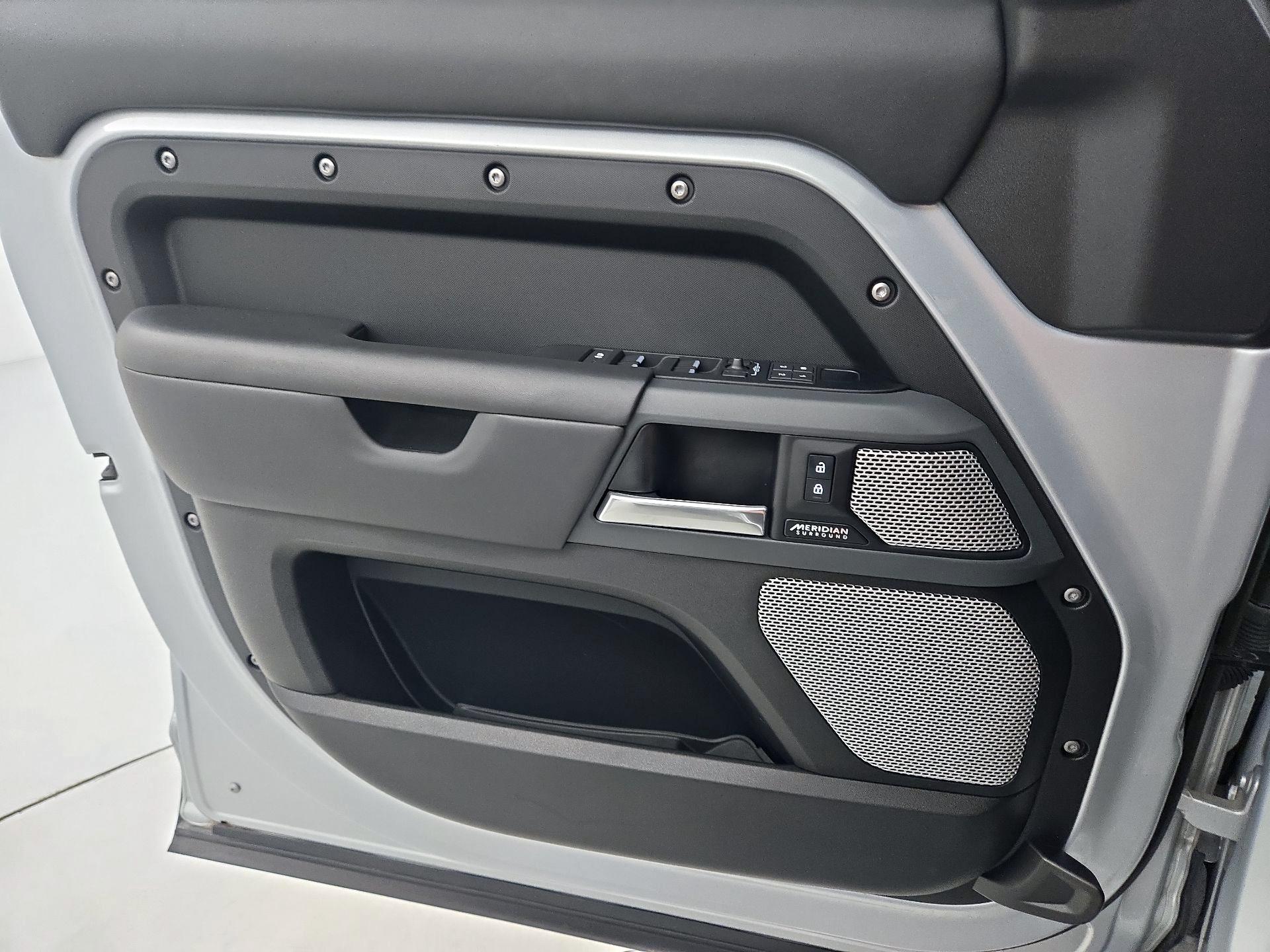 Thumbnail: 2023 Land Rover Defender - 12
