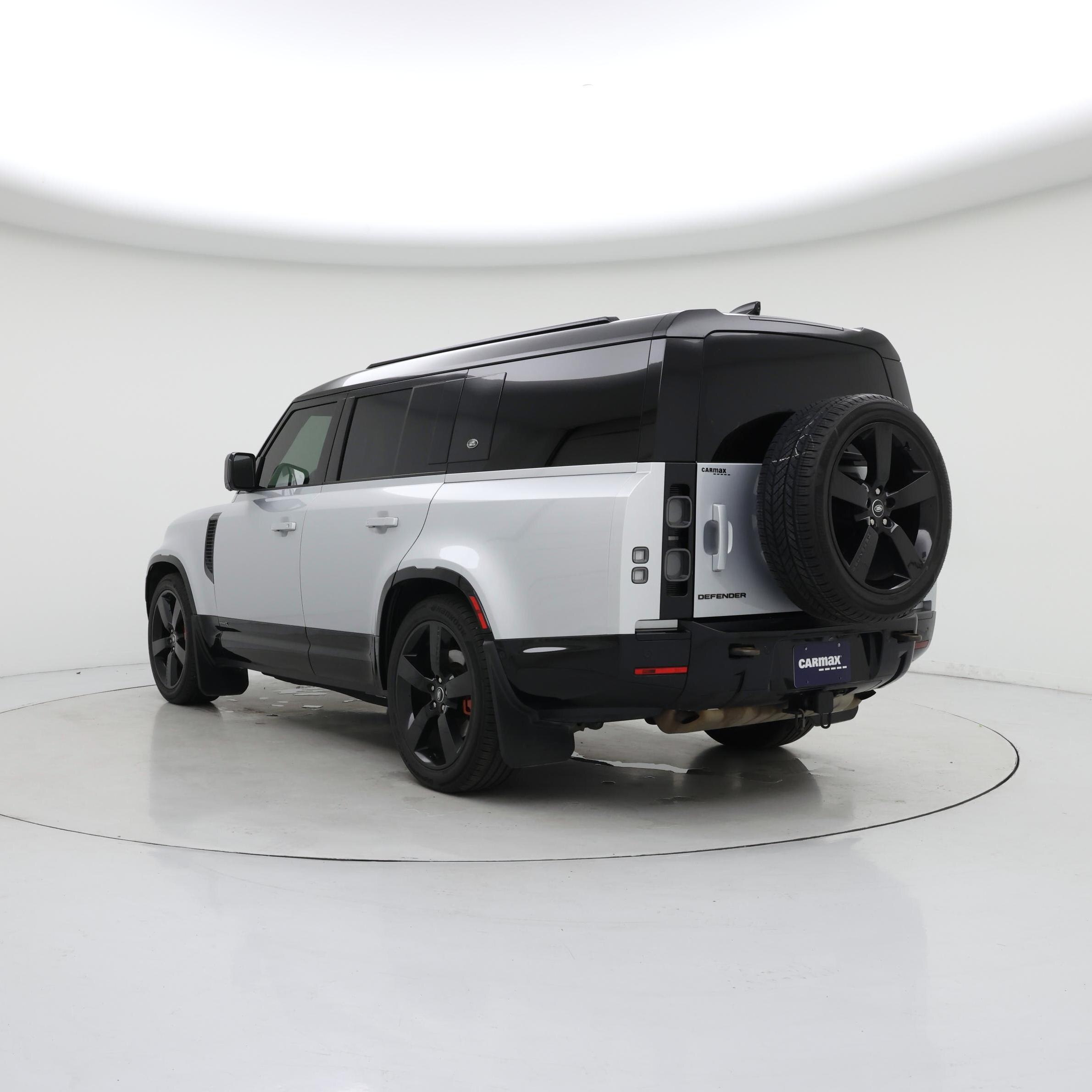 Thumbnail: 2023 Land Rover Defender - 2