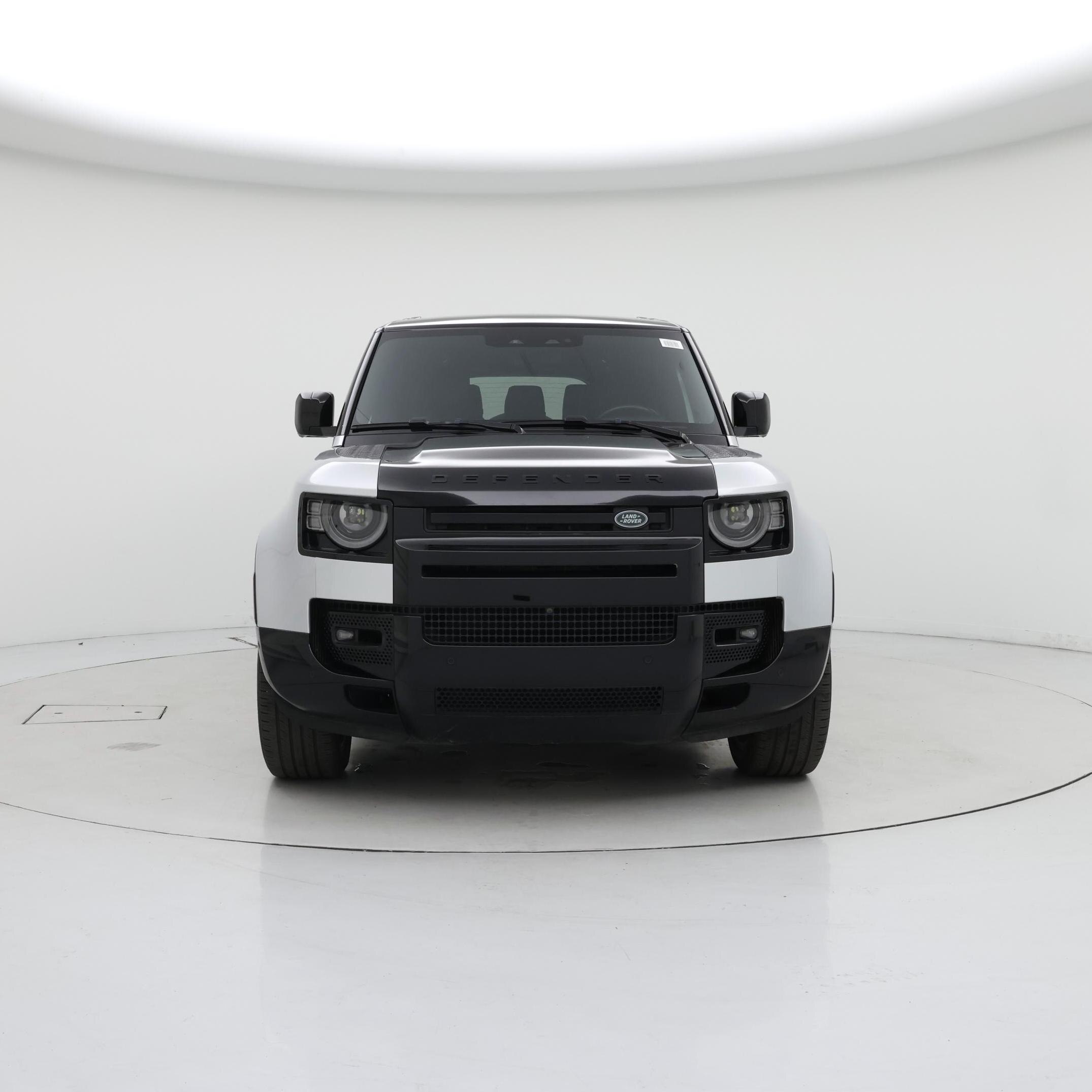 Thumbnail: 2023 Land Rover Defender - 5