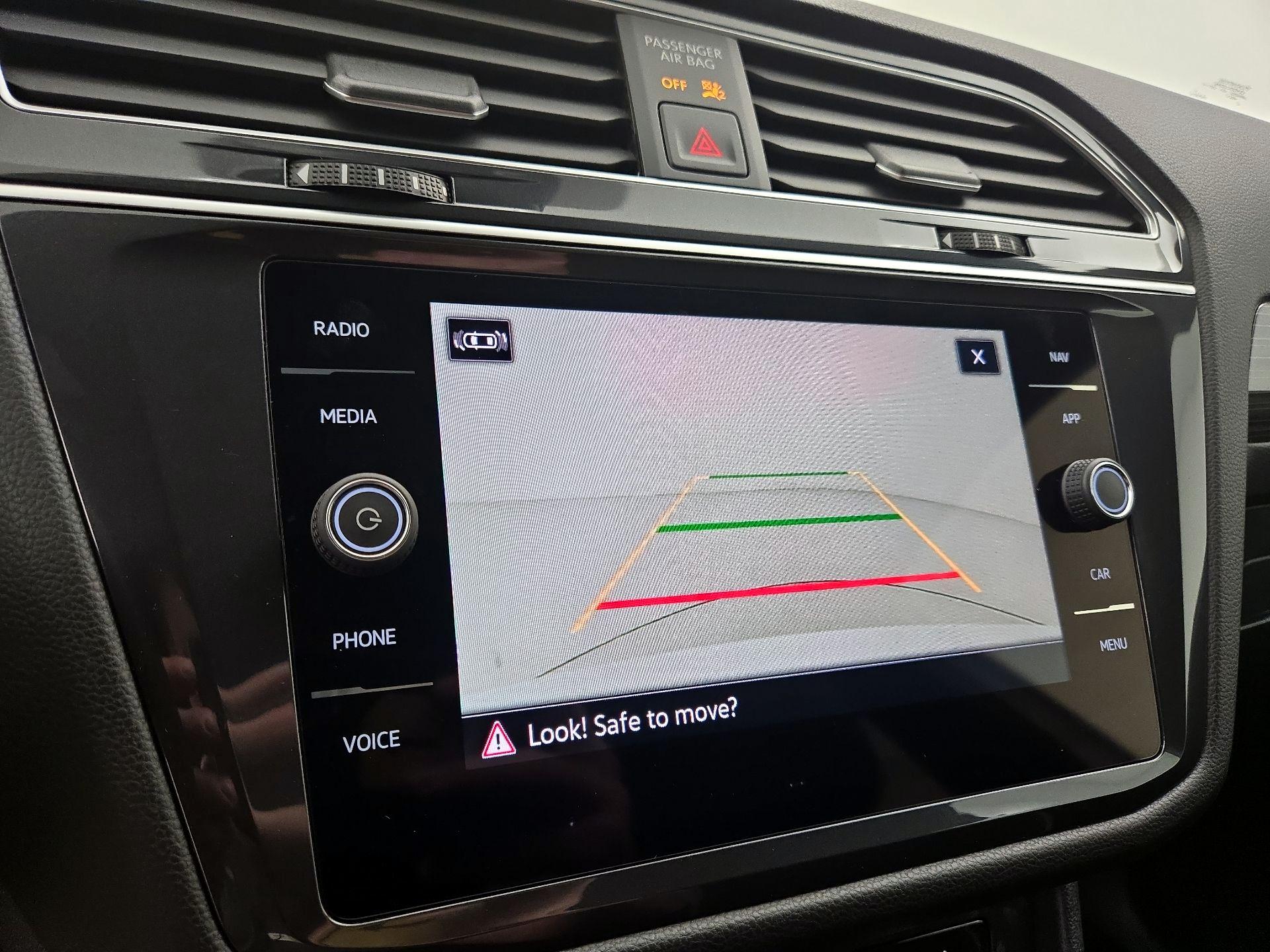Thumbnail: 2024 Volkswagen Tiguan - 14