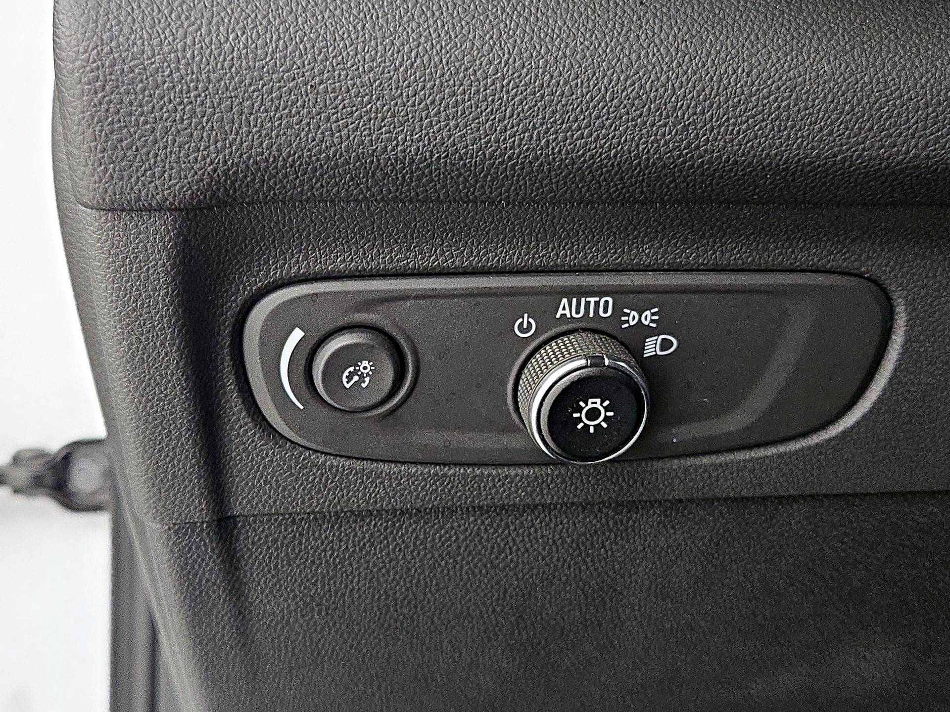 Thumbnail: 2023 Buick Envision - 13