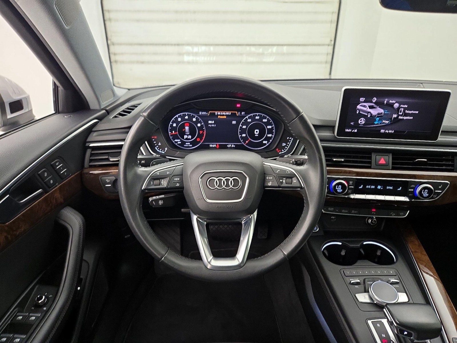 2019 Audi allroad Premium Plus - Photo 11