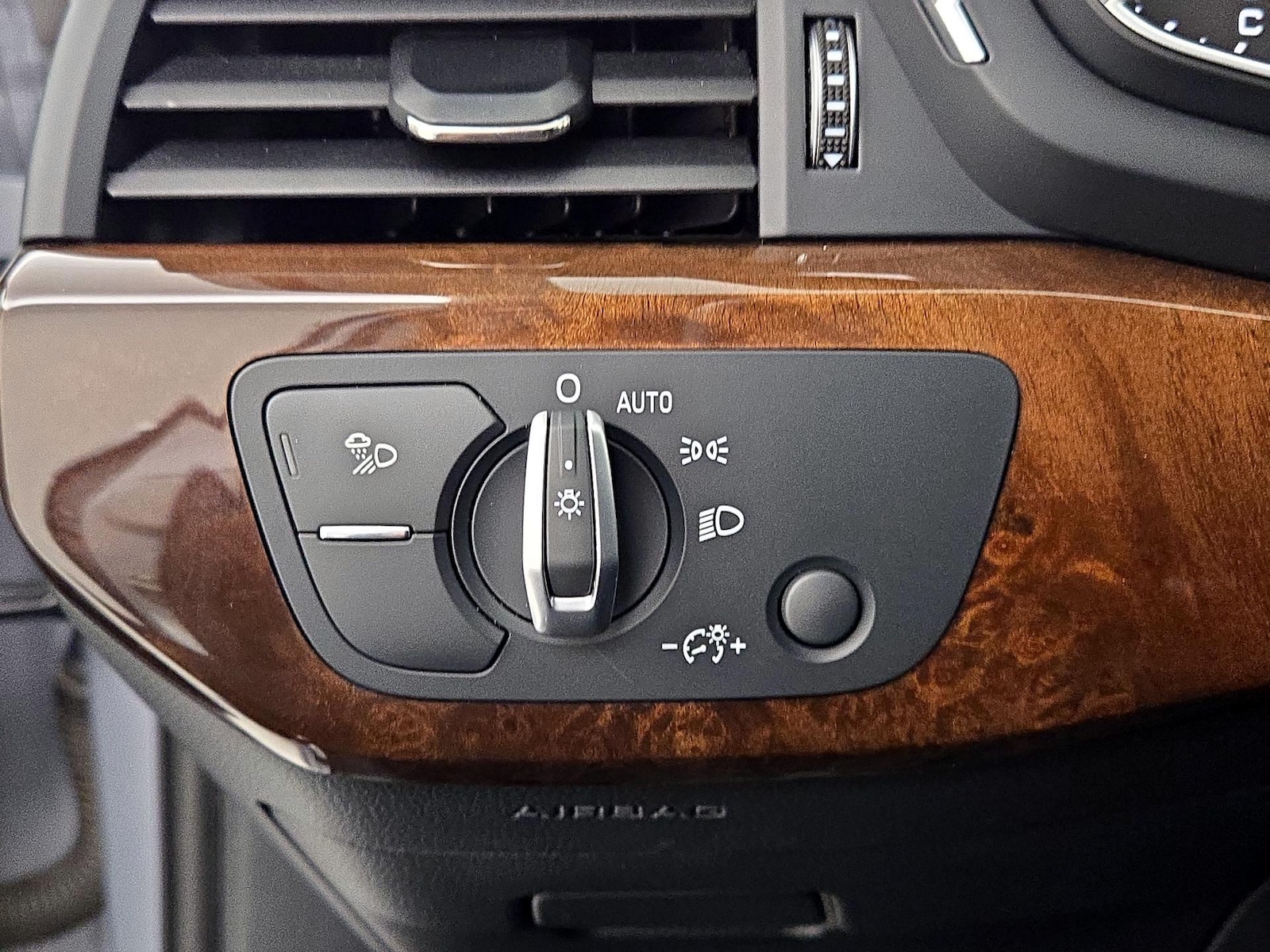 2019 Audi allroad Premium Plus - Photo 14