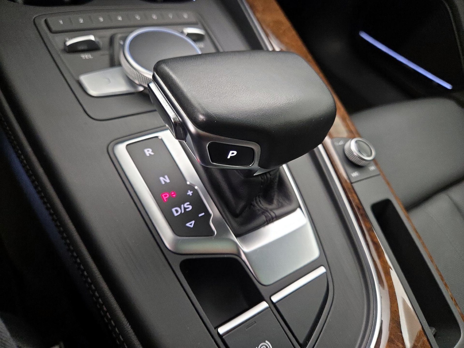 2019 Audi allroad Premium Plus - Photo 19