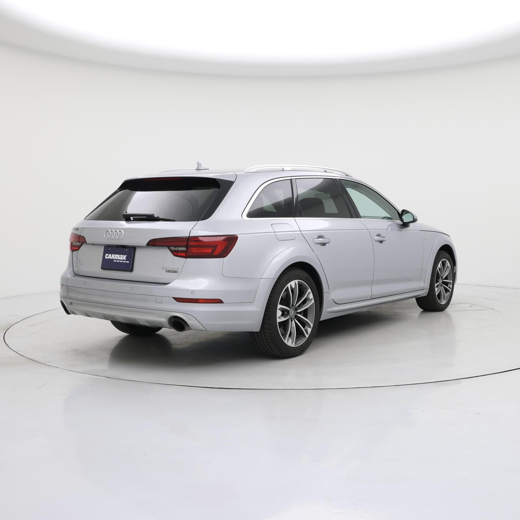 Thumbnail: 2019 Audi A4 - 8