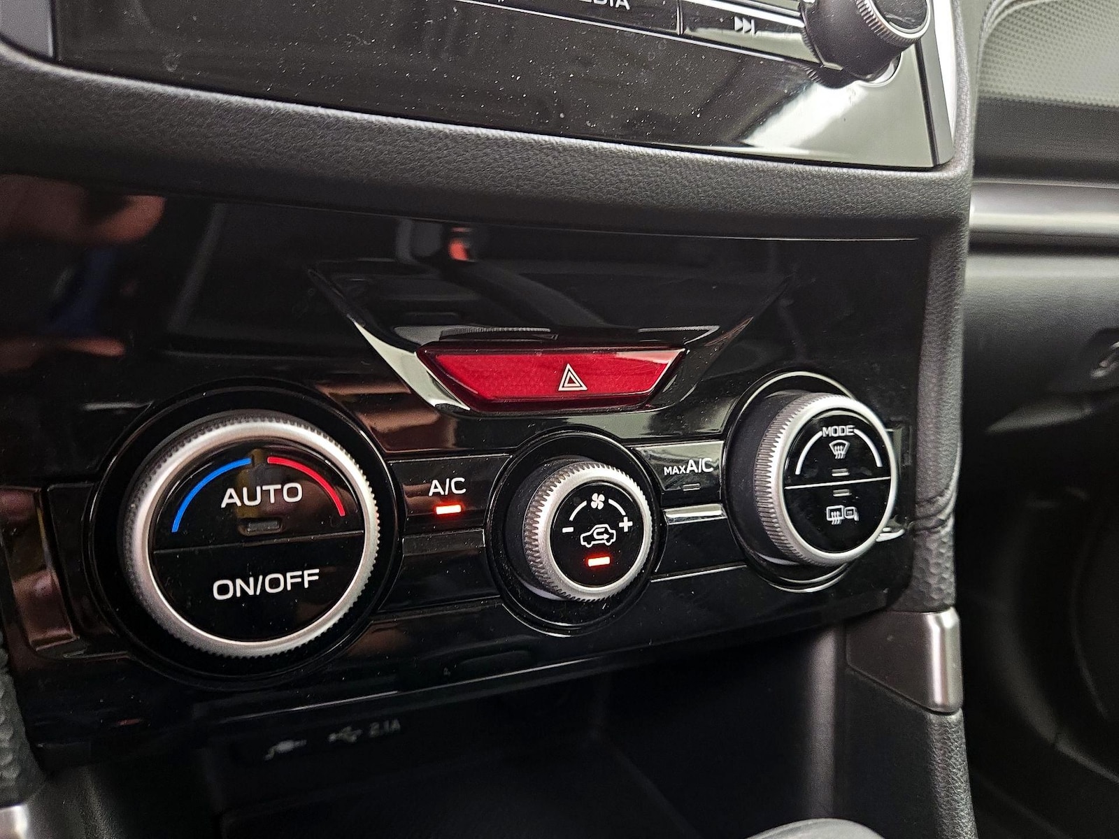 2019 Subaru Forester Premium - Photo 17