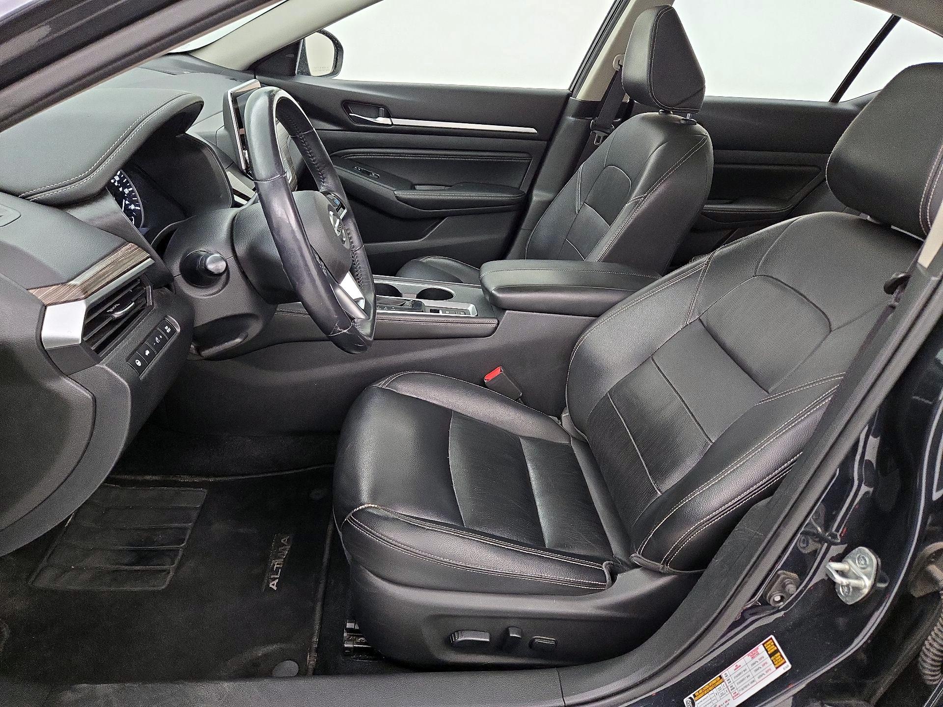 Thumbnail: 2019 Nissan Altima - 11