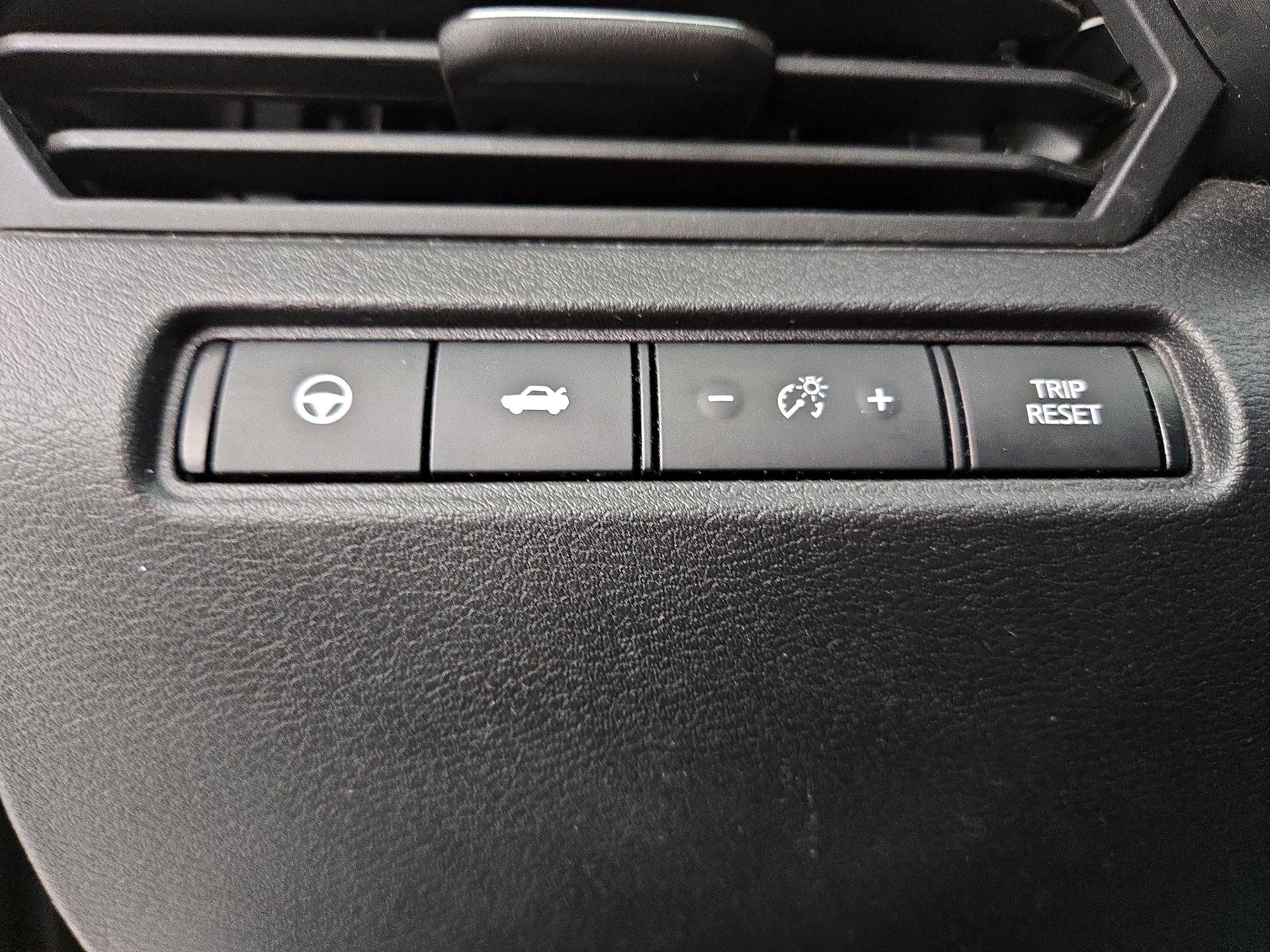 Thumbnail: 2019 Nissan Altima - 13