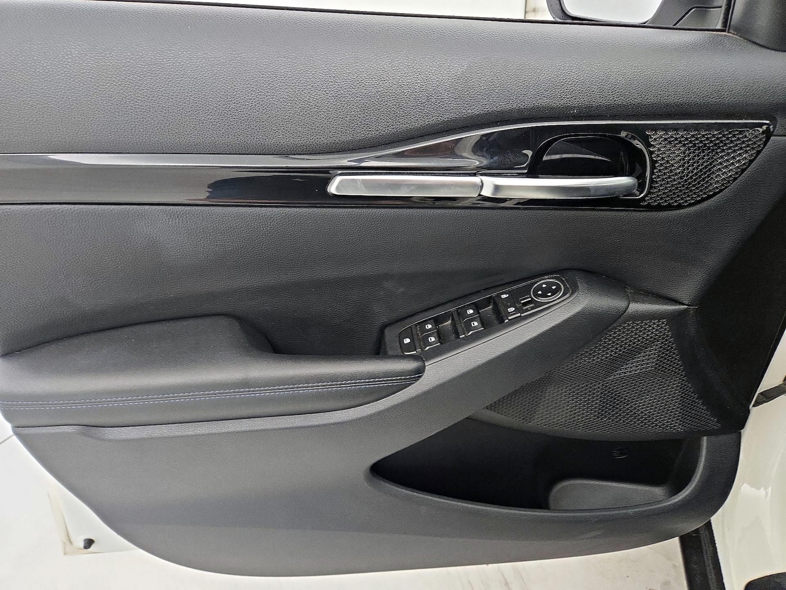 2021 Kia Seltos S - Photo 13