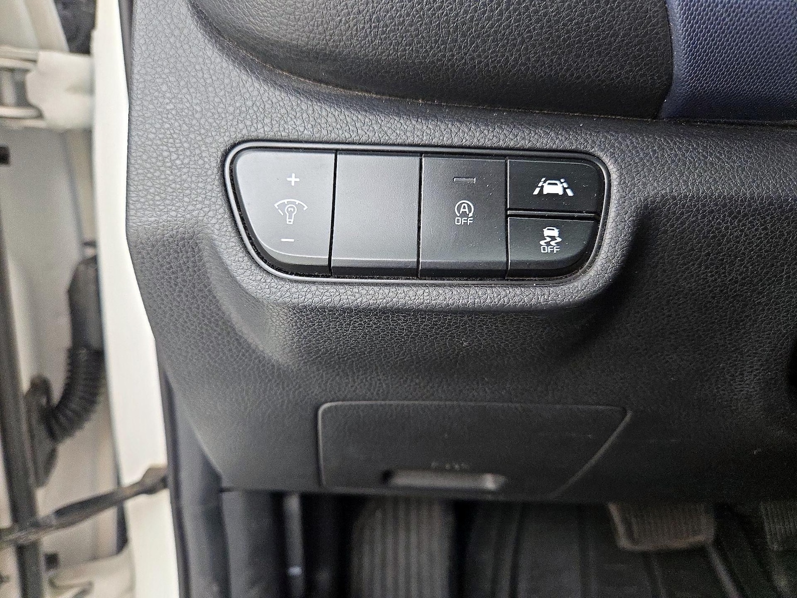 2021 Kia Seltos S - Photo 14