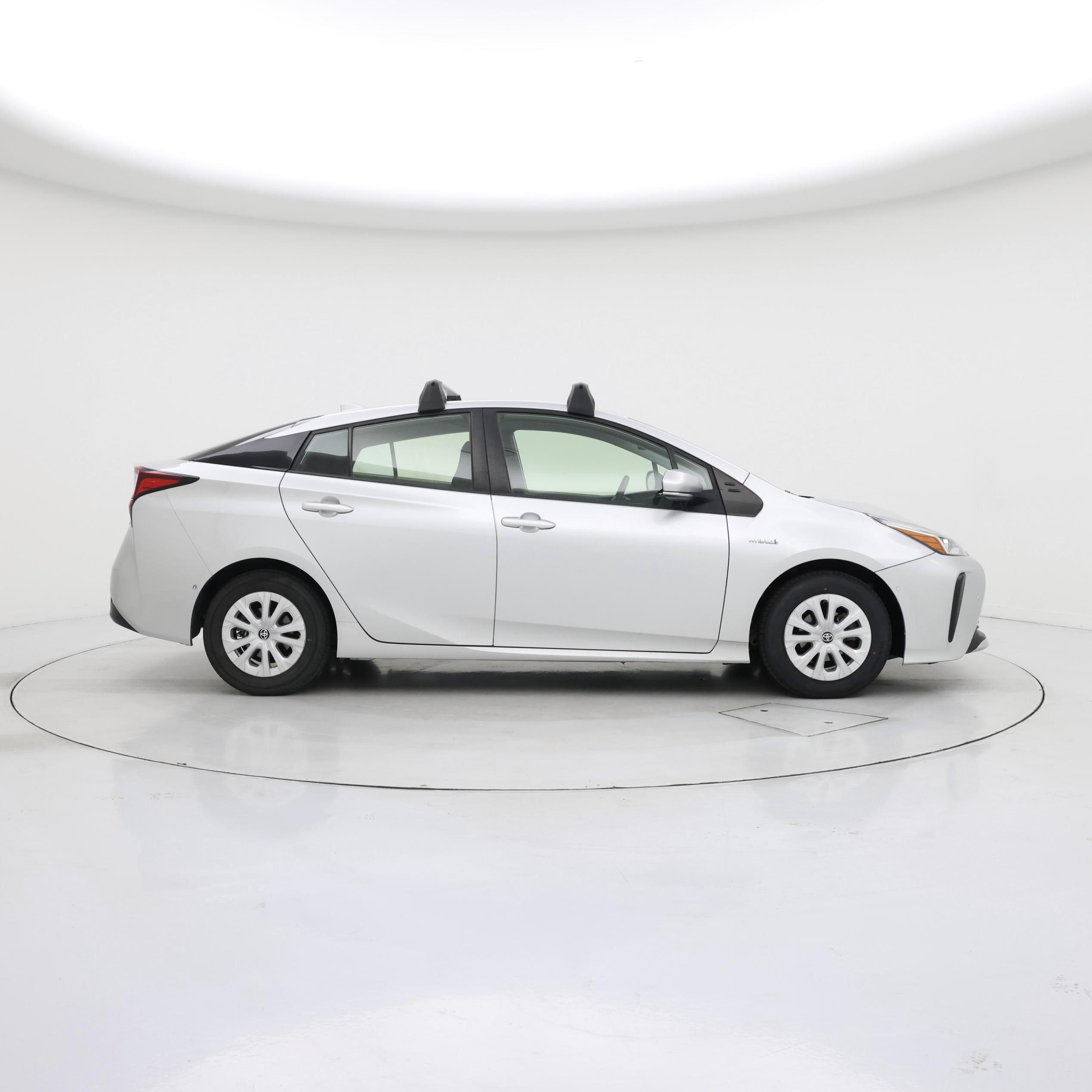 Thumbnail: 2022 Toyota Prius - 7