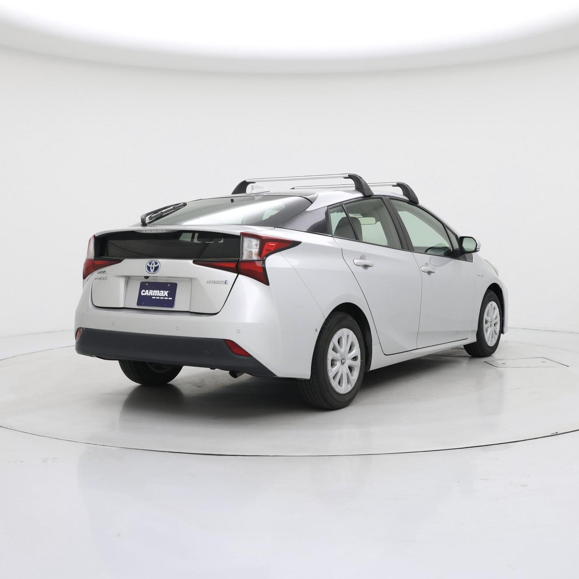 Thumbnail: 2022 Toyota Prius - 8