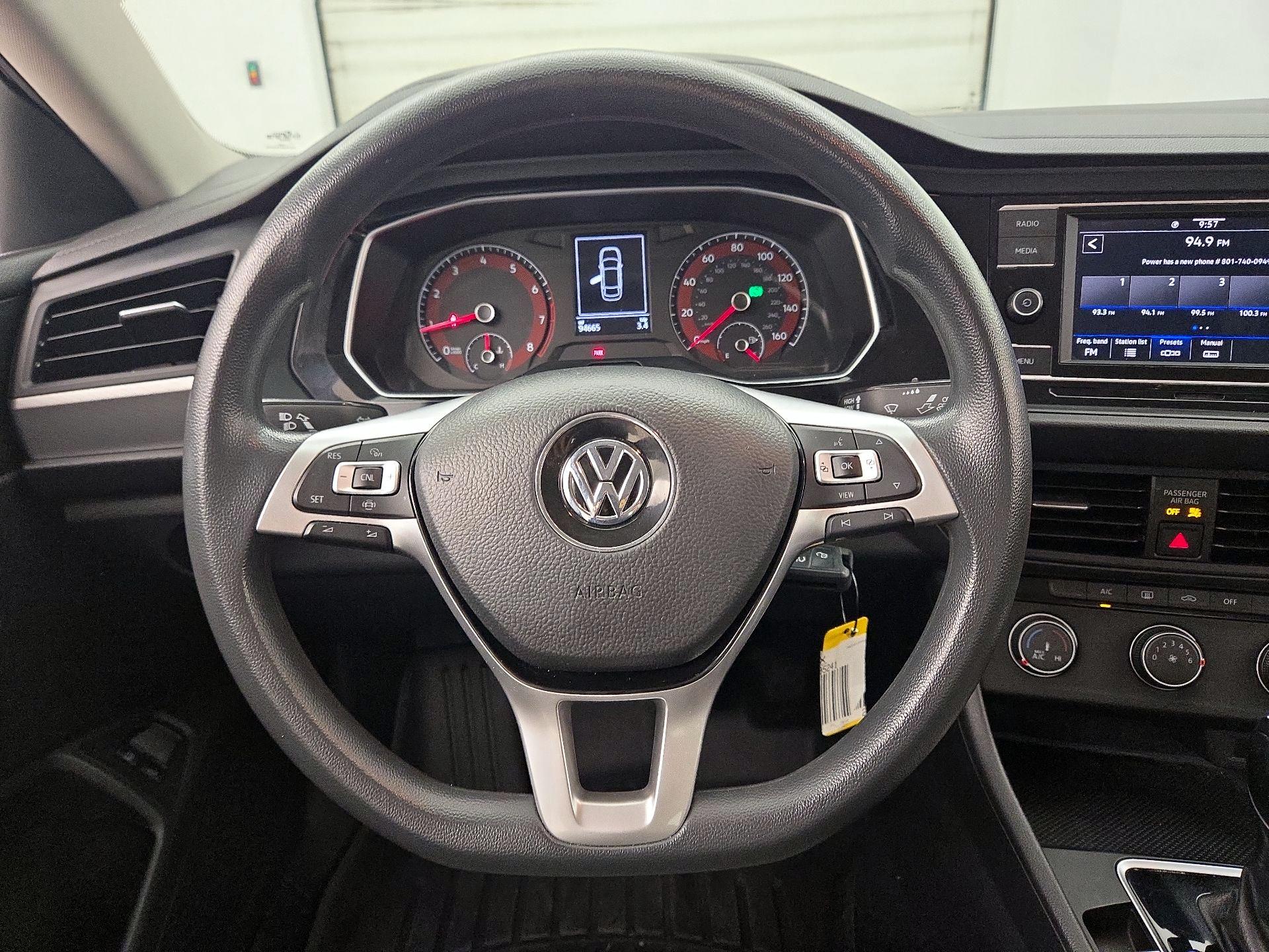 Thumbnail: 2021 Volkswagen Jetta - 10