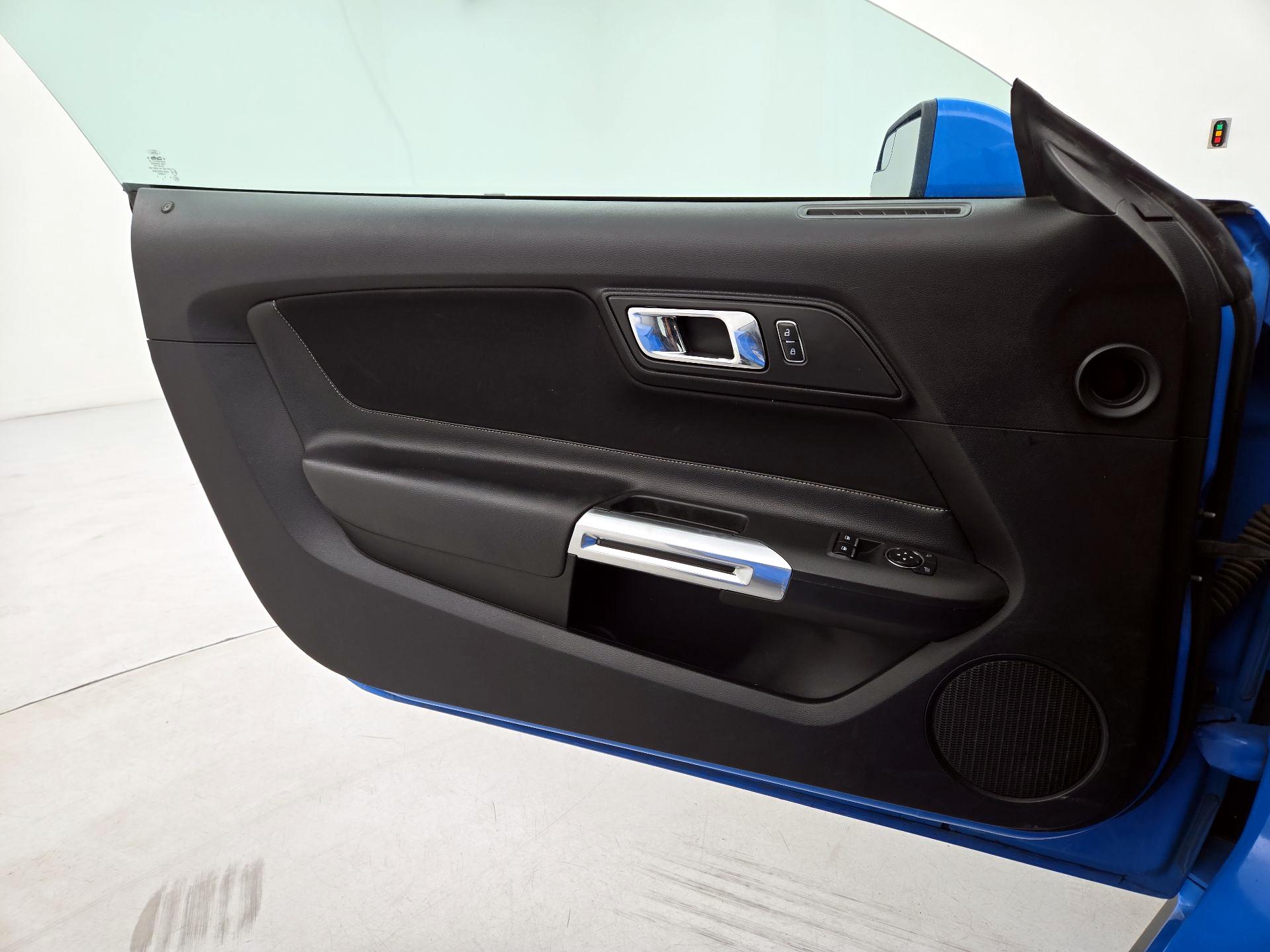 Thumbnail: 2017 Ford Mustang - 12