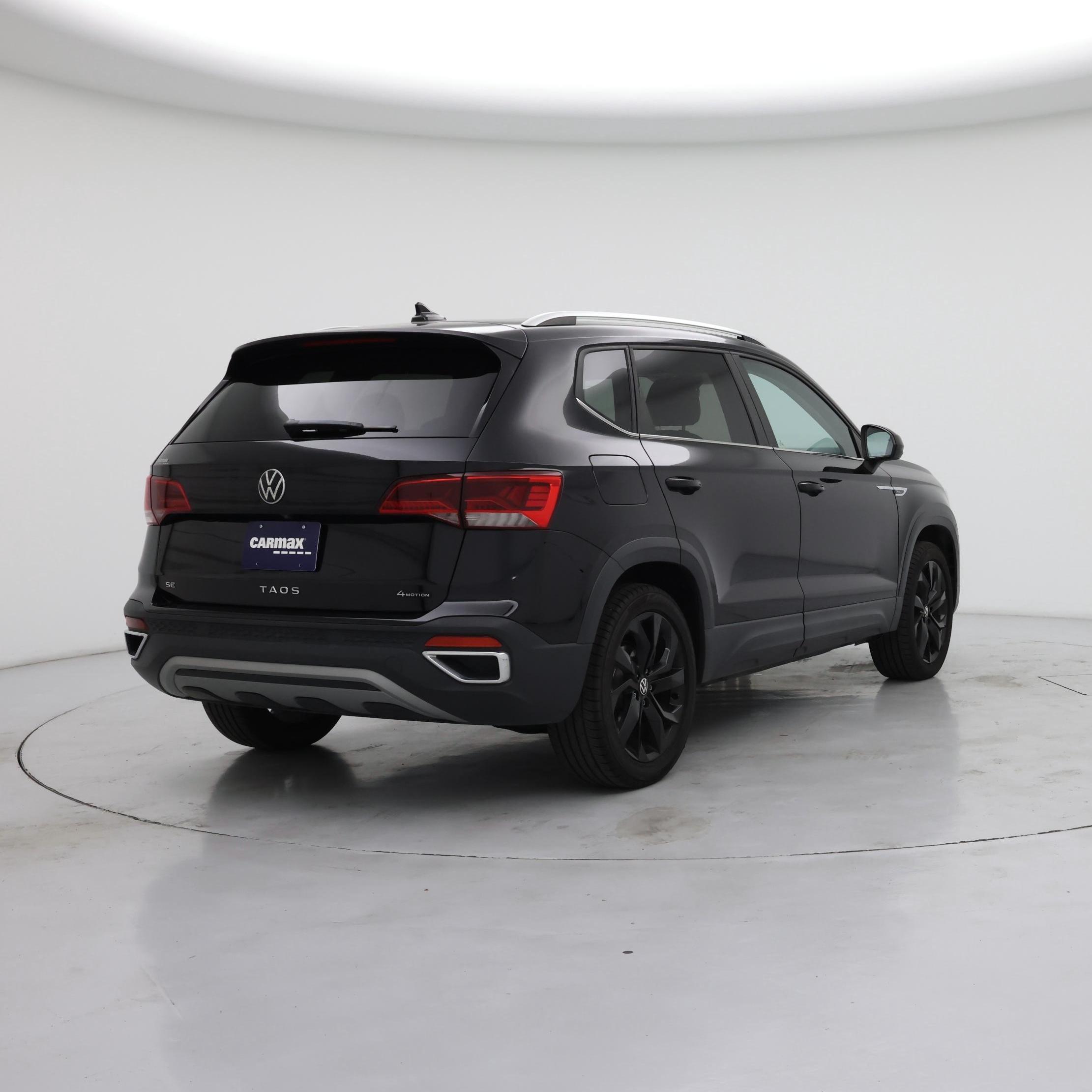 Thumbnail: 2023 Volkswagen Taos - 8