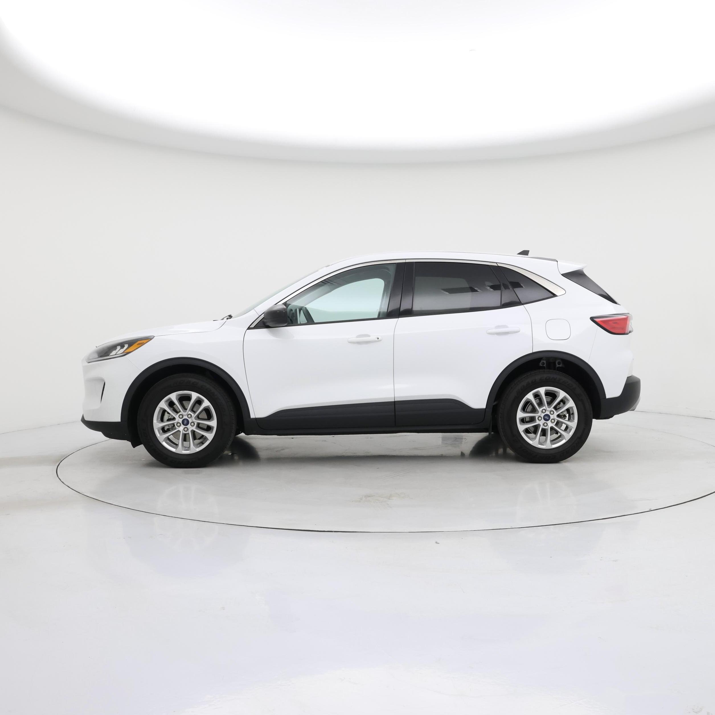 Thumbnail: 2022 Ford Escape - 3